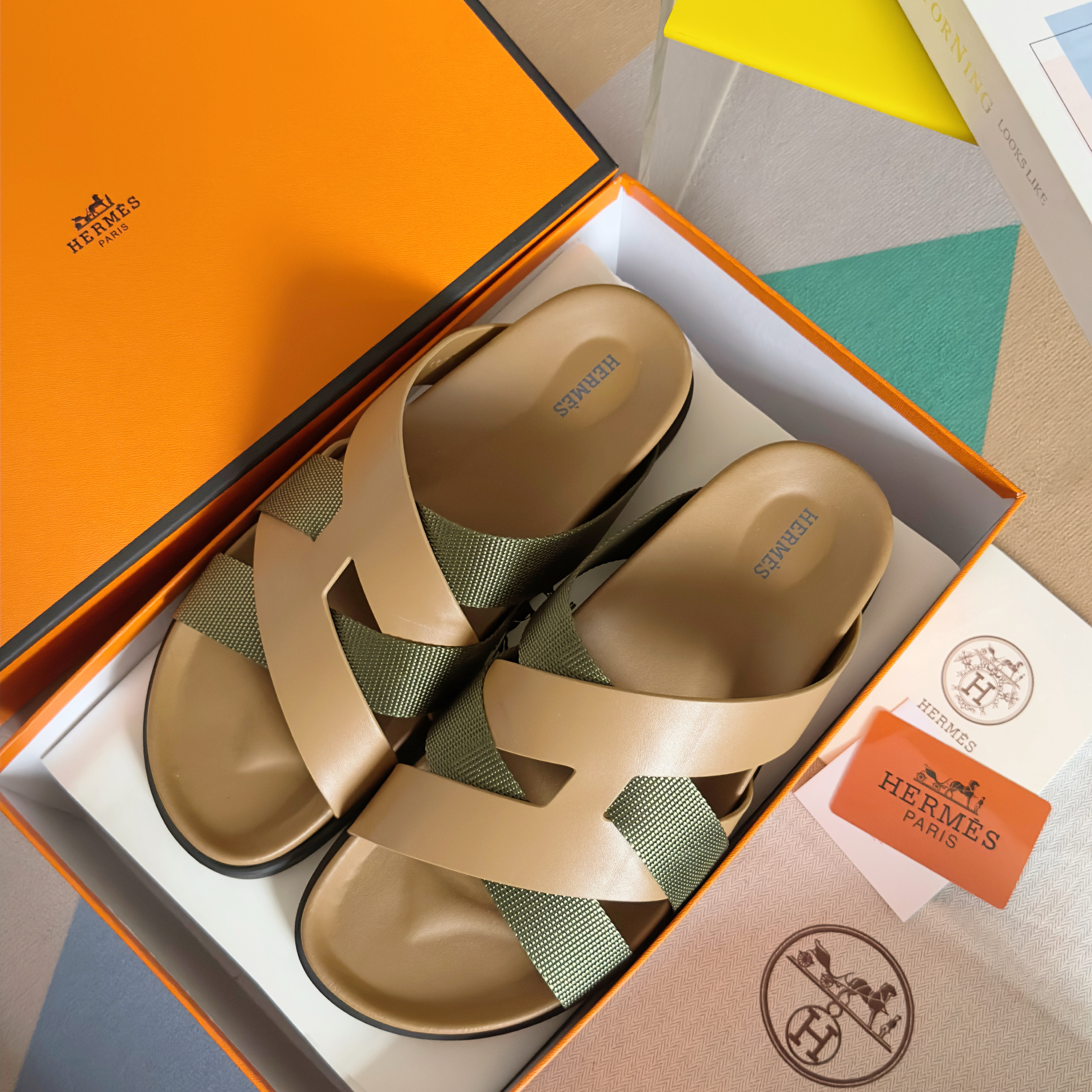 Hermes Sandels – Montanamode