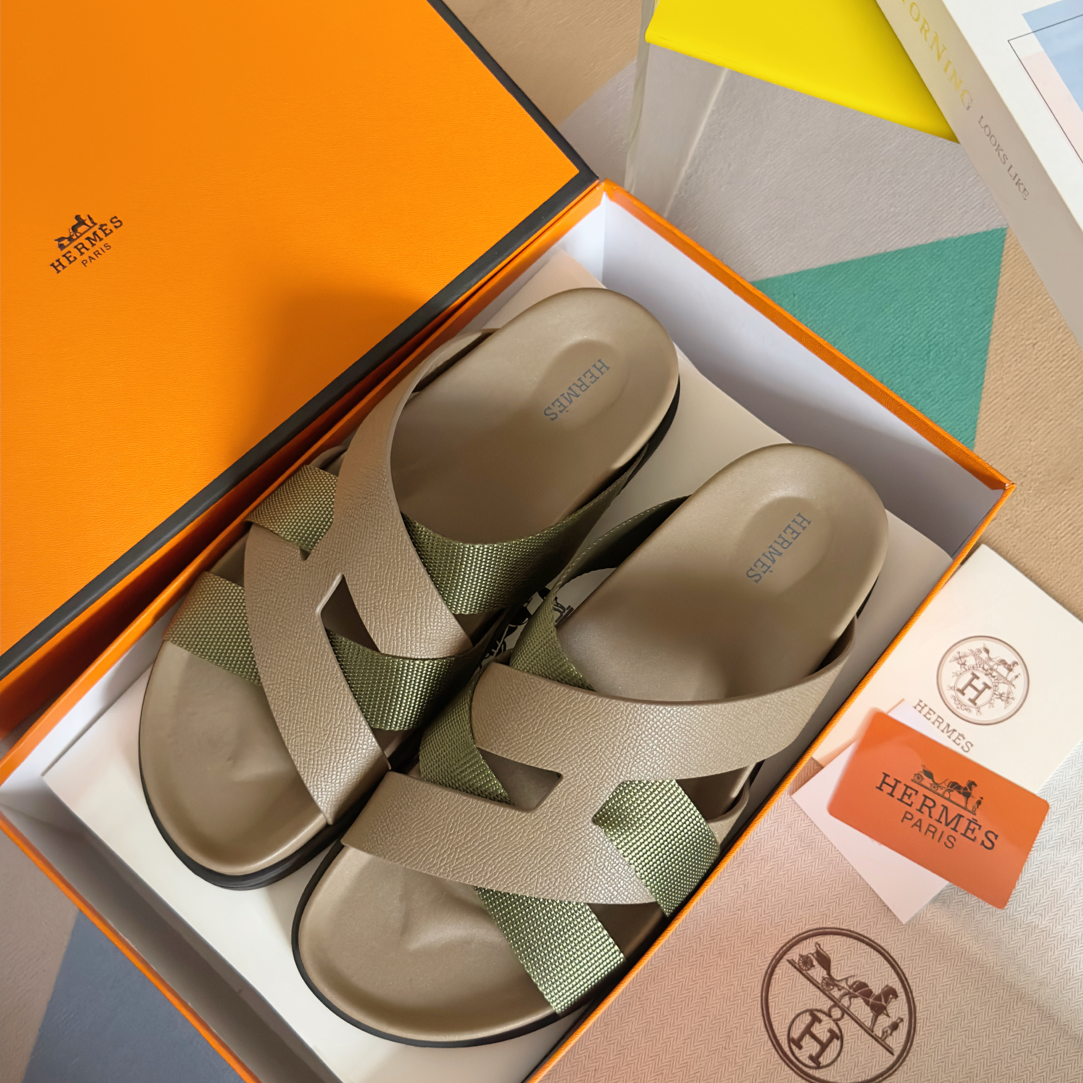 Hermes Sandels – Montanamode