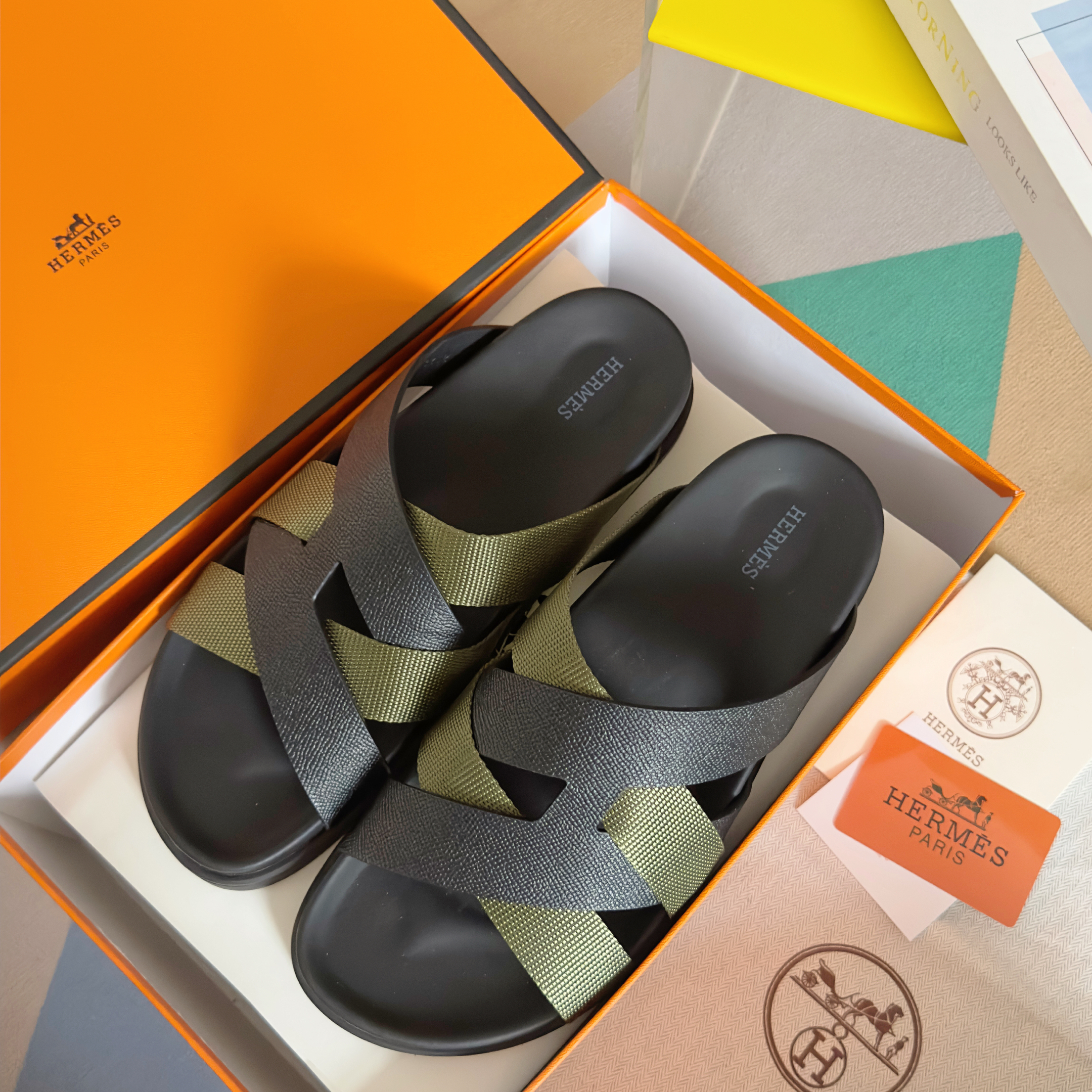 Hermes Sandels – Montanamode