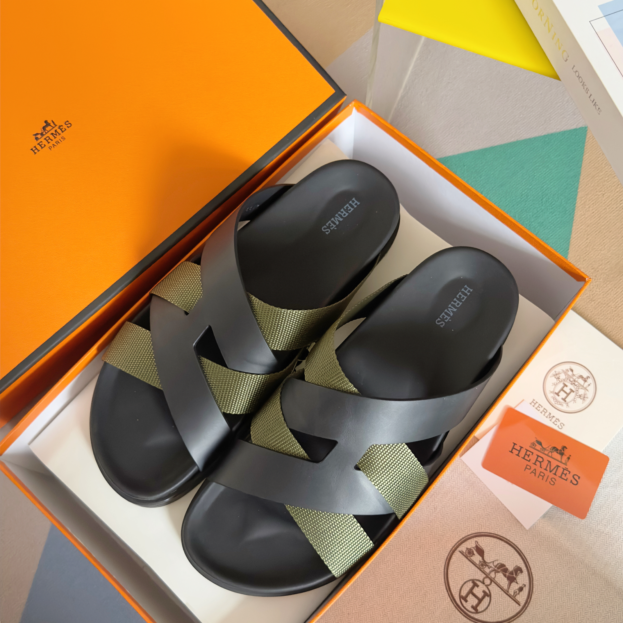 Hermes Sandels – Montanamode