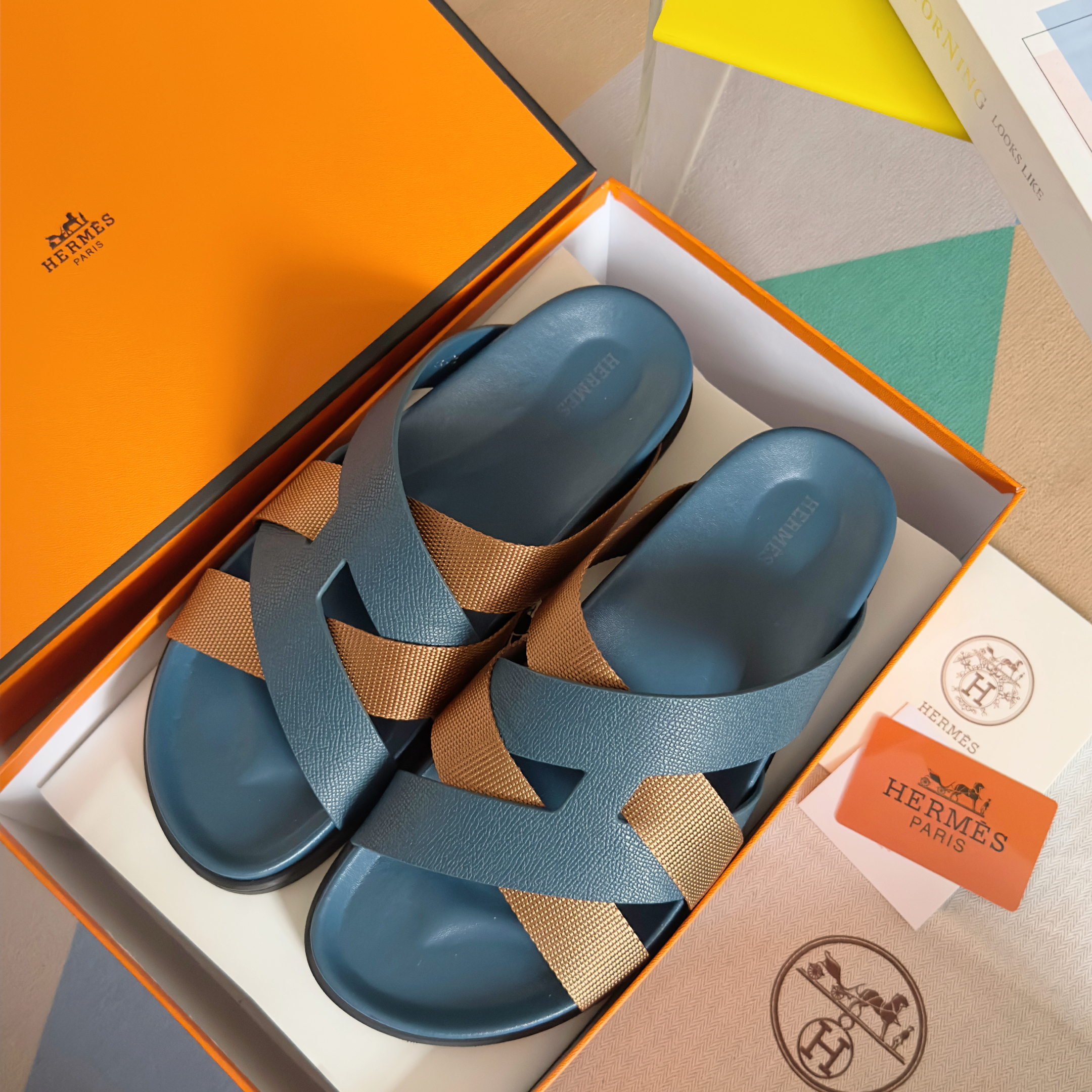 Hermes Sandels – Montanamode