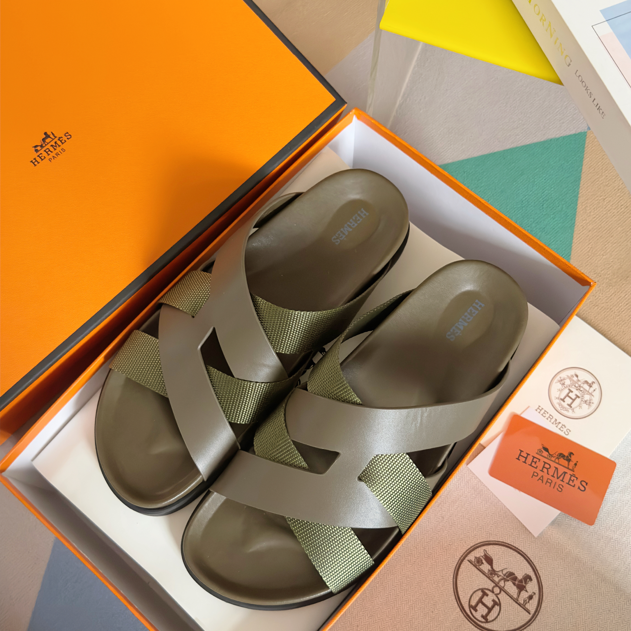 Hermes Sandels – Montanamode