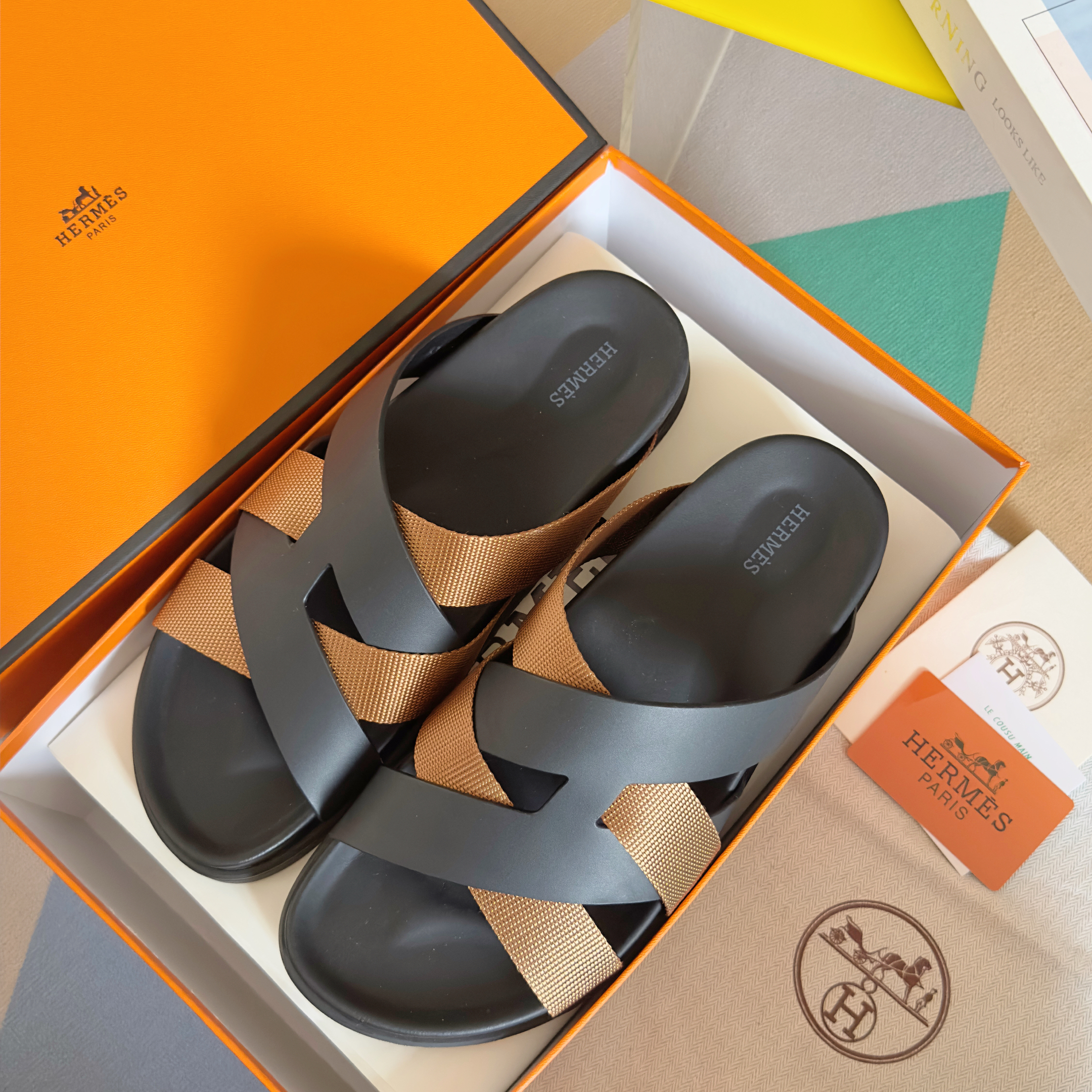 Hermes Sandels – Montanamode