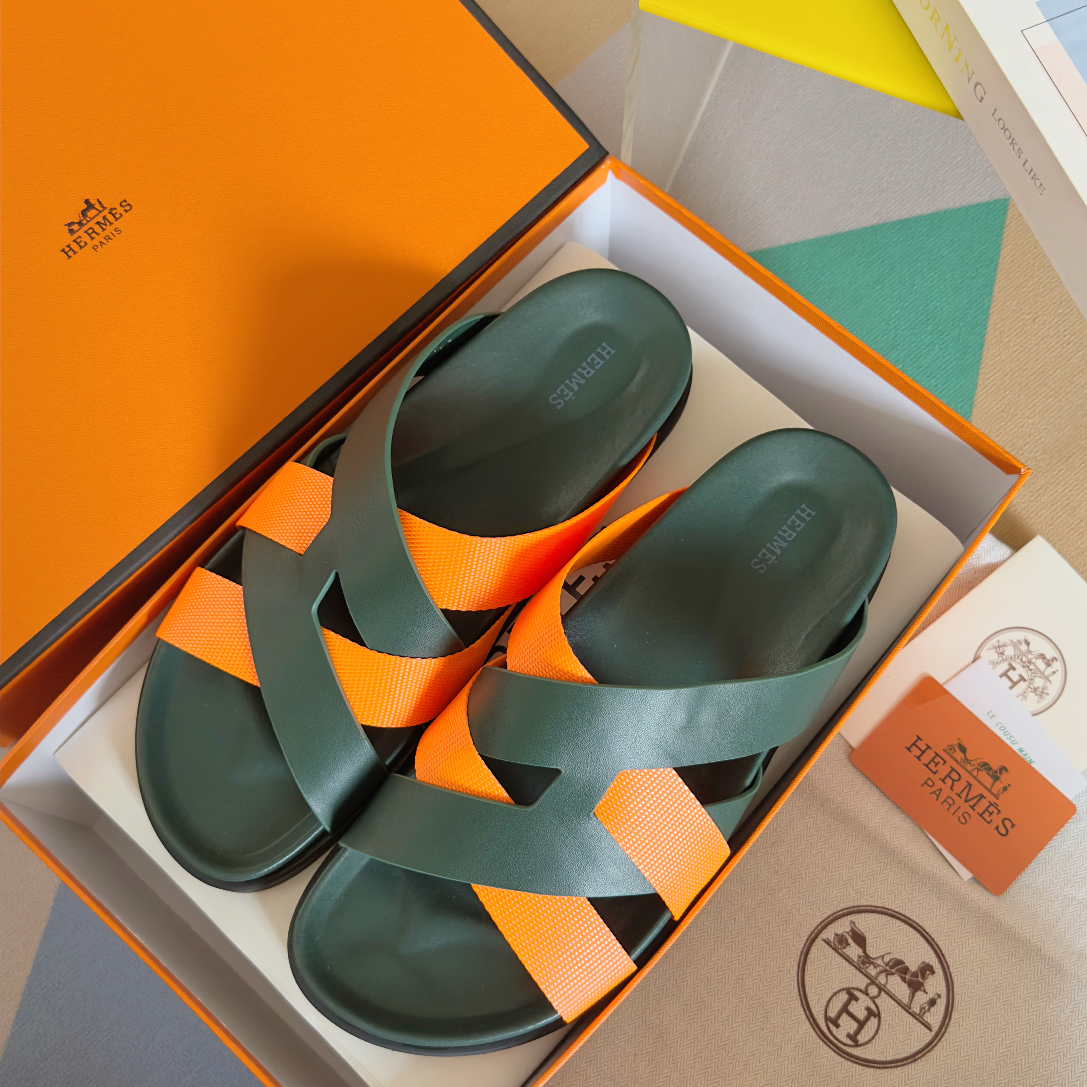 Hermes Sandels – Montanamode