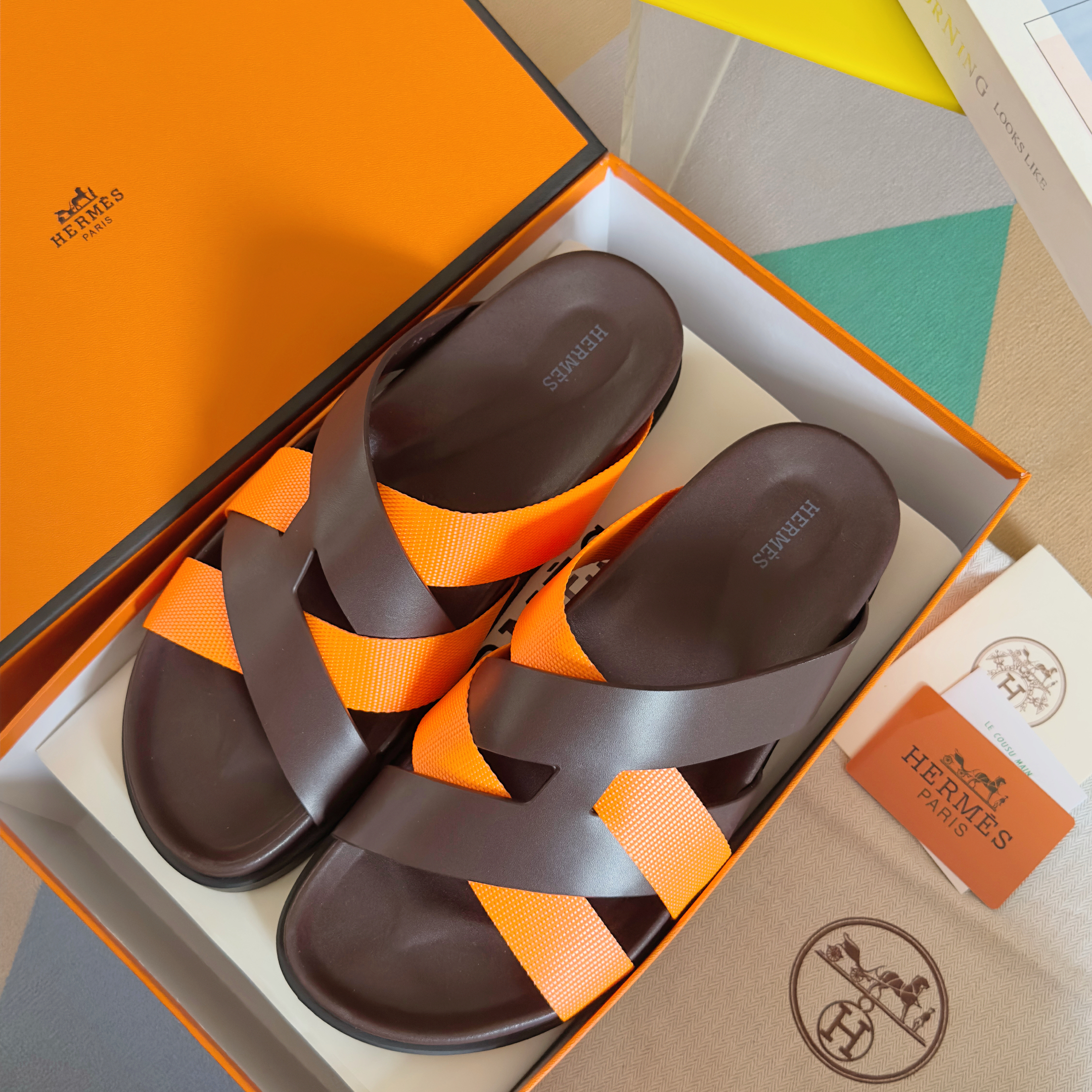 Hermes Sandels – Montanamode