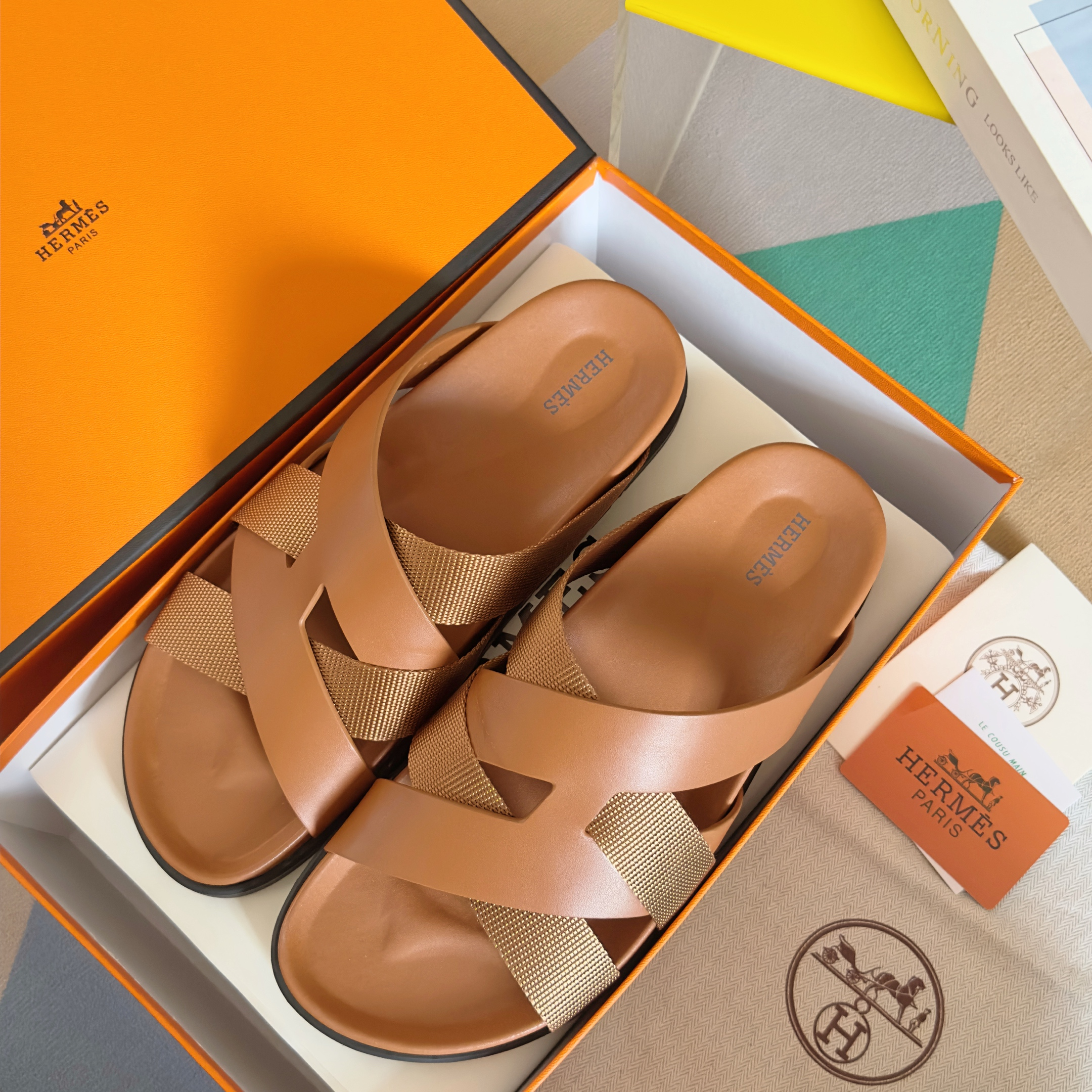 Hermes Sandels – Montanamode