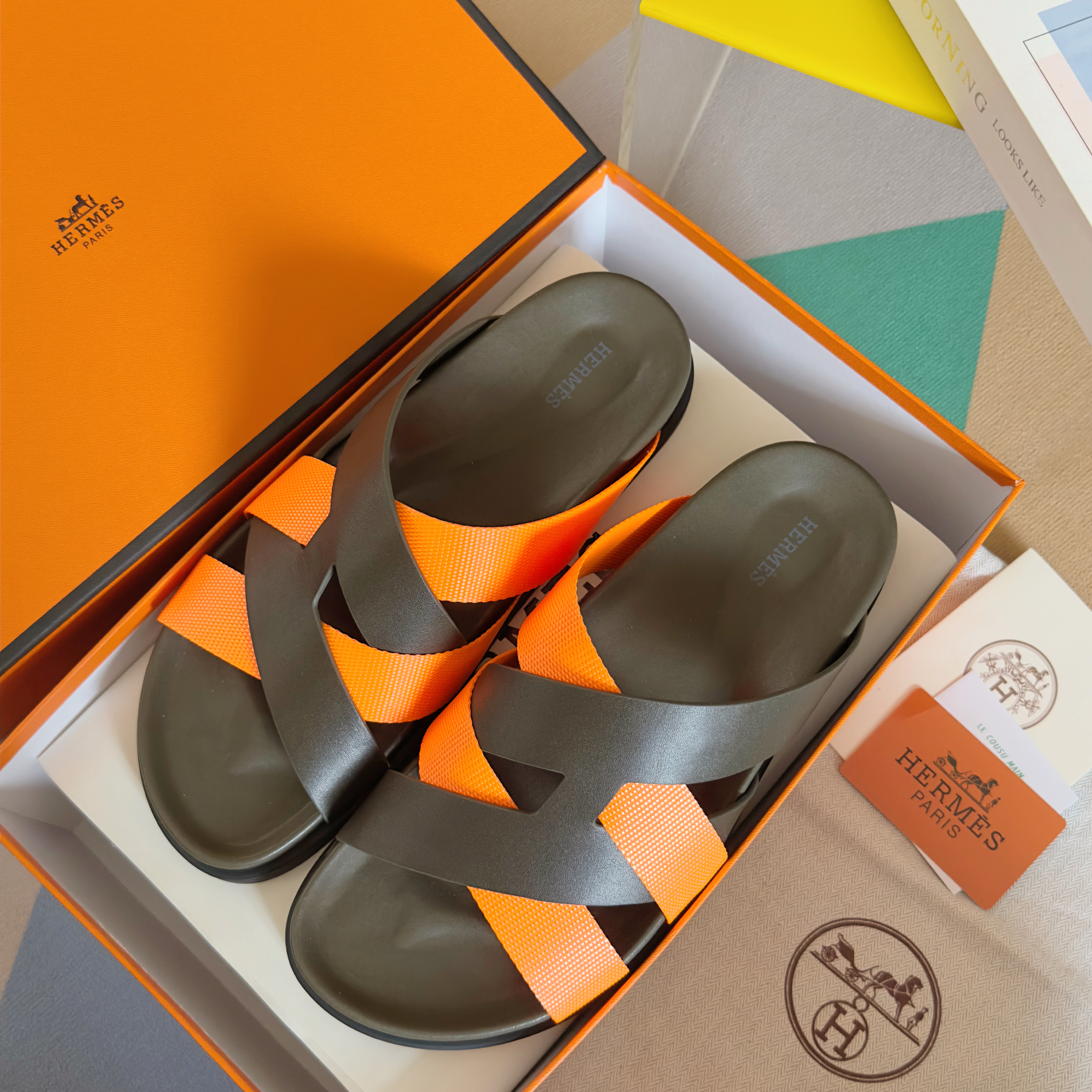 Hermes Sandels – Montanamode