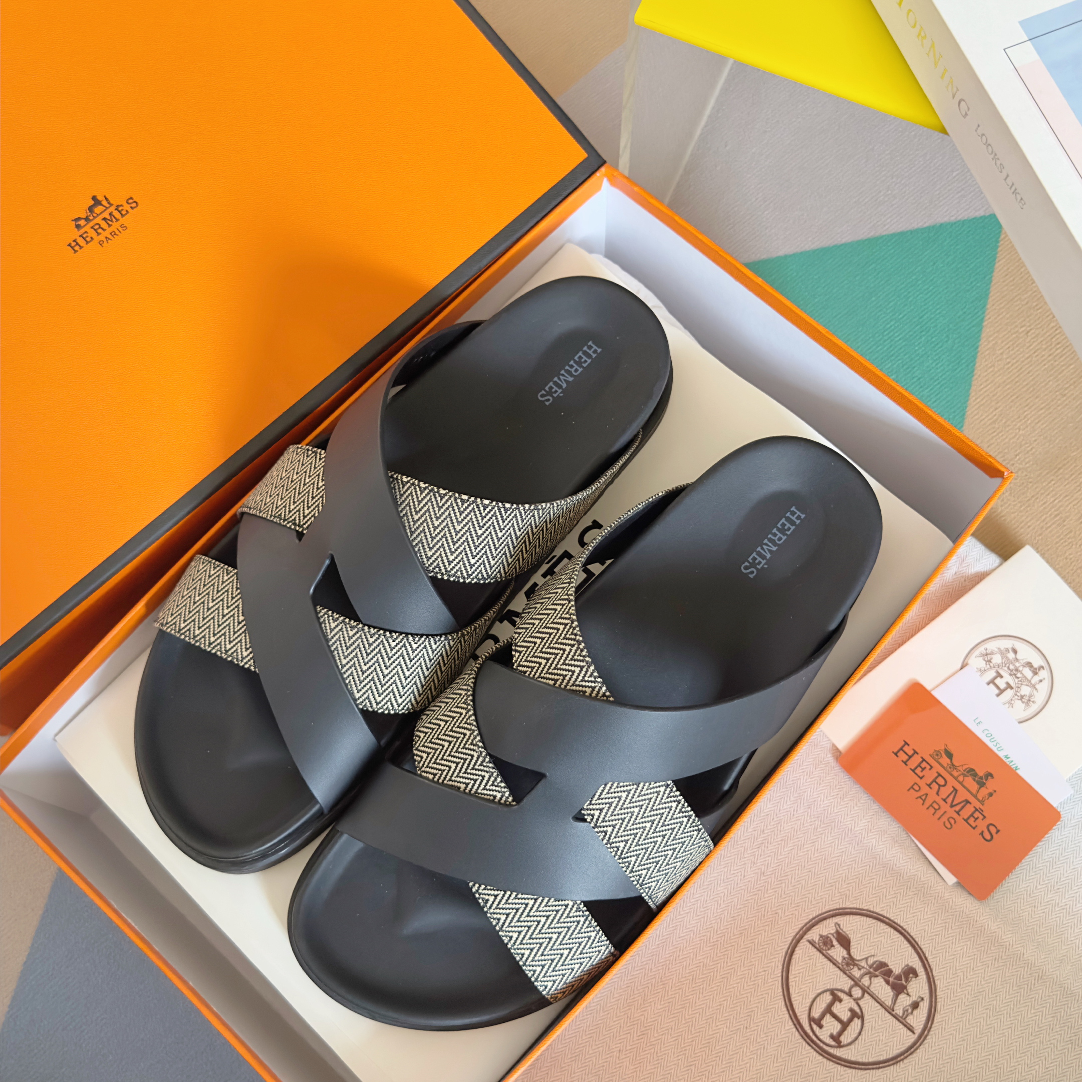 Hermes Sandels – Montanamode