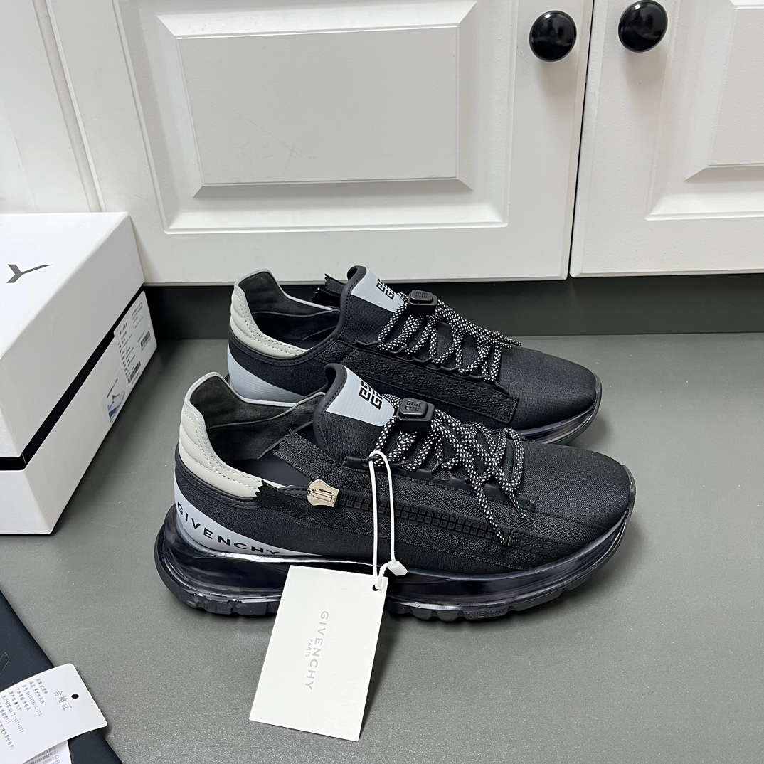 Givenchy Sneakers – Montanamode
