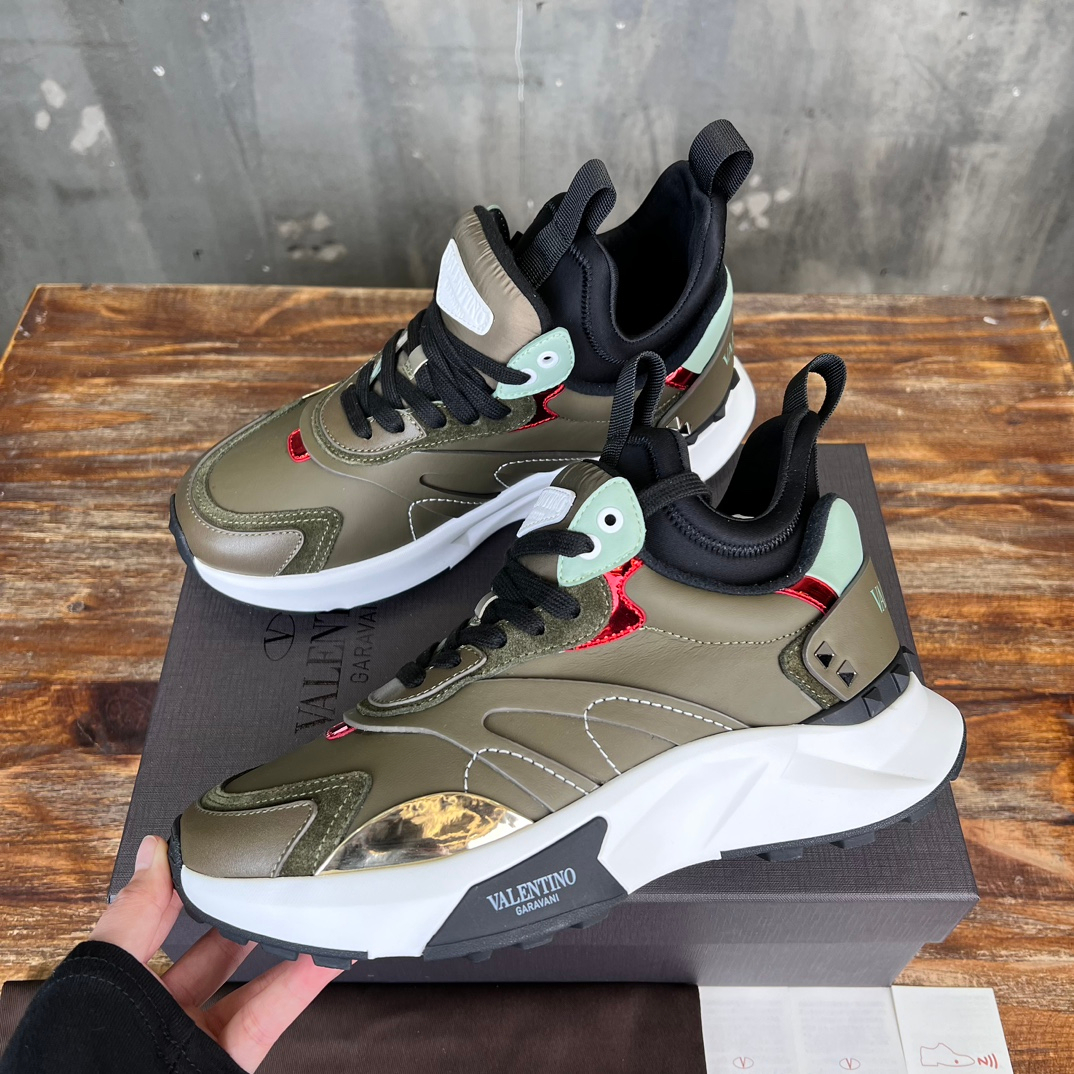 Valentino Sneakers – Montanamode
