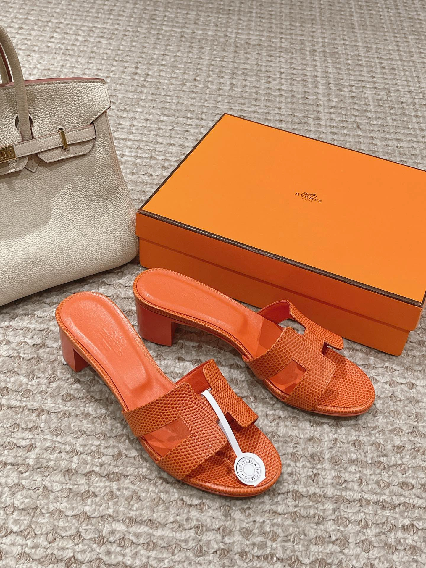 Hermes Sandels – Montanamode