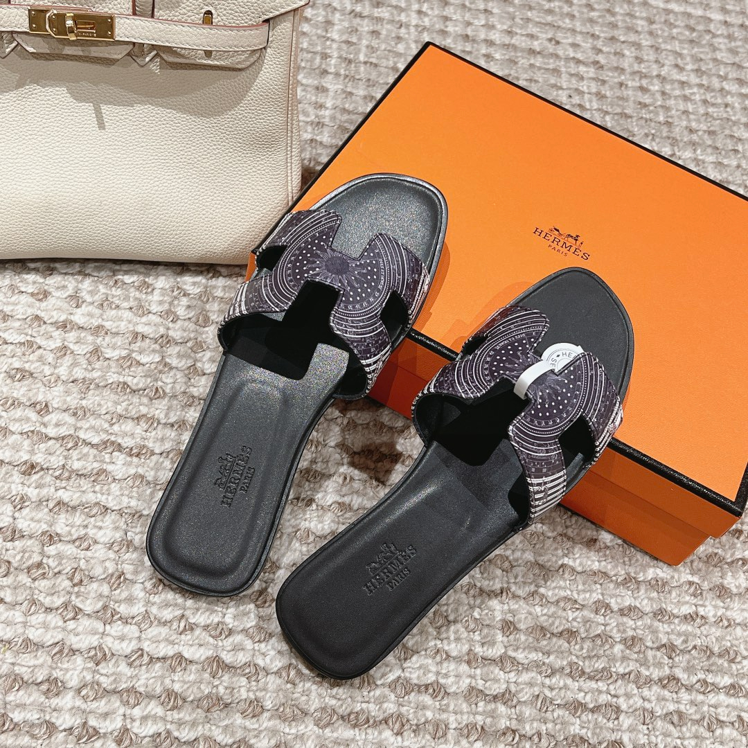 Hermes Sandels – Montanamode