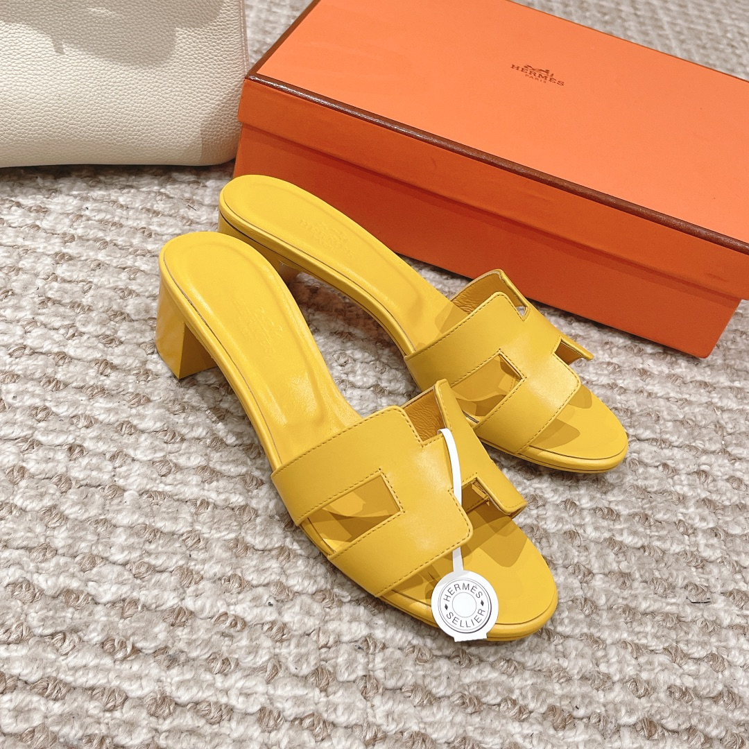 Hermes Sandels – Montanamode