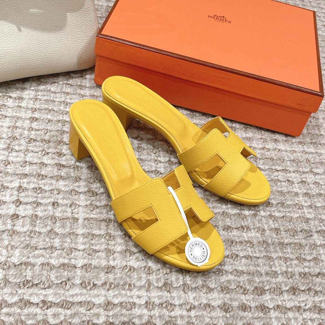 Hermes Sandels – Montanamode
