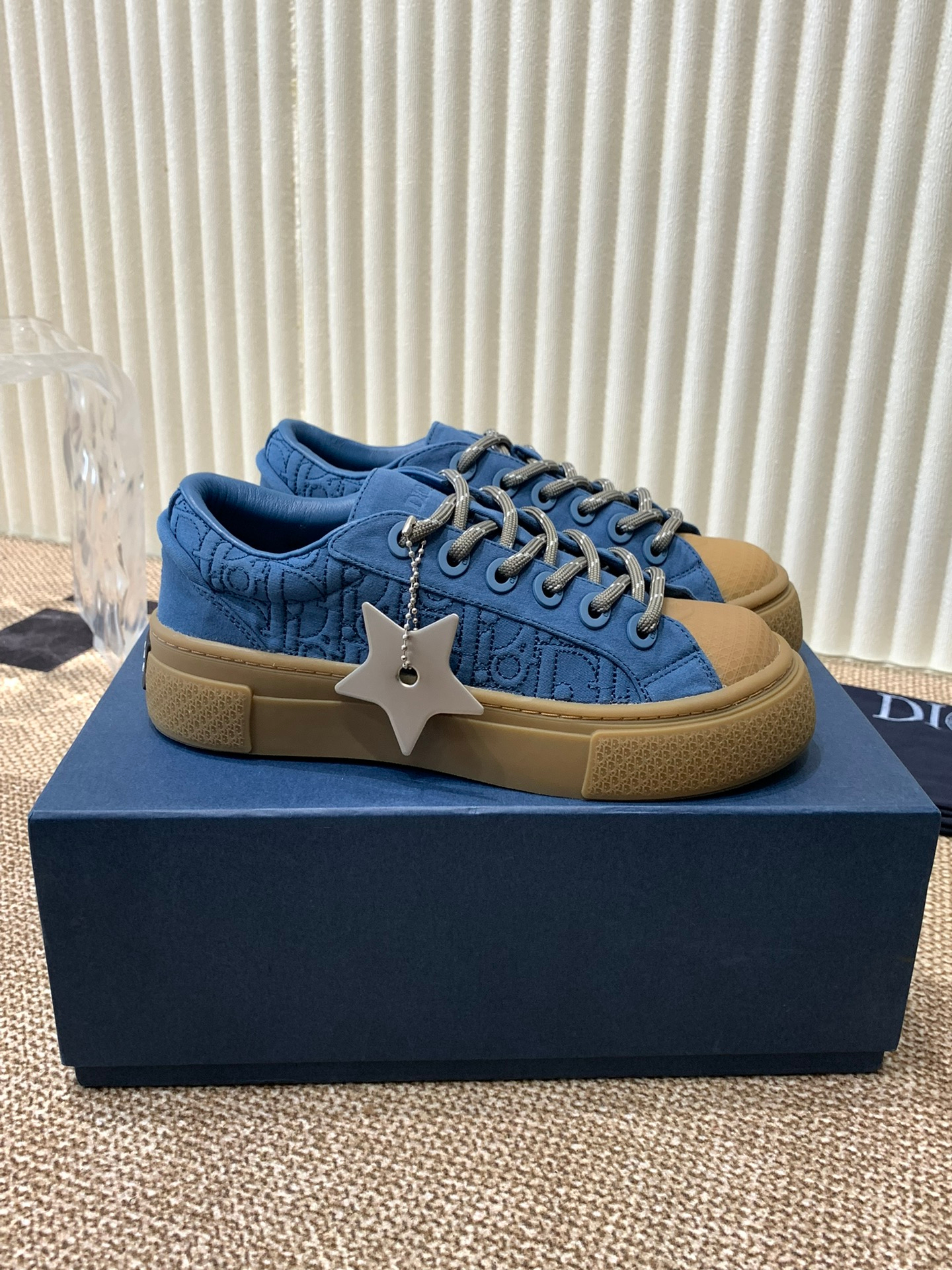 Dior Sneakers – Montanamode