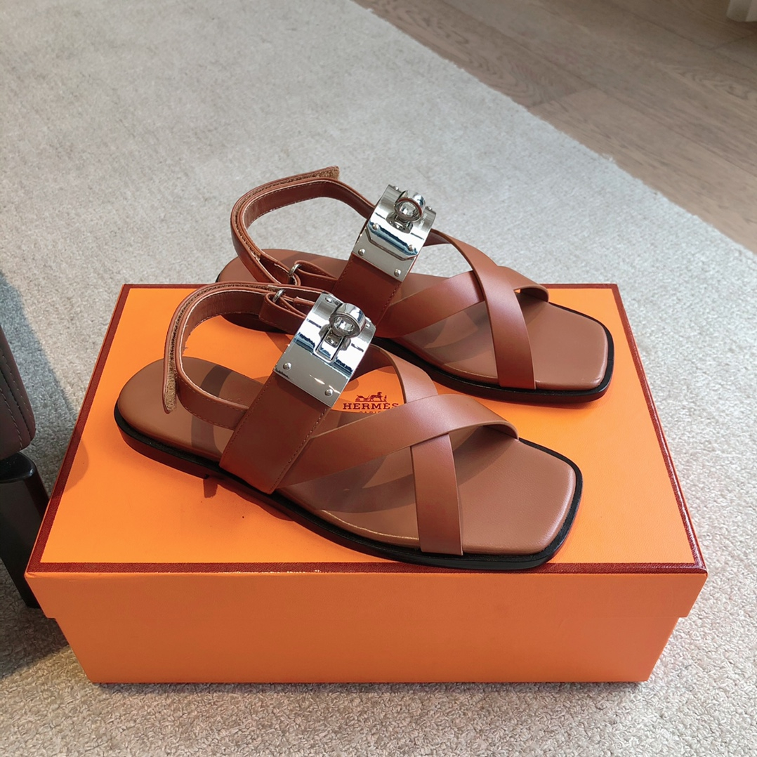 Hermes Sandels – Montanamode