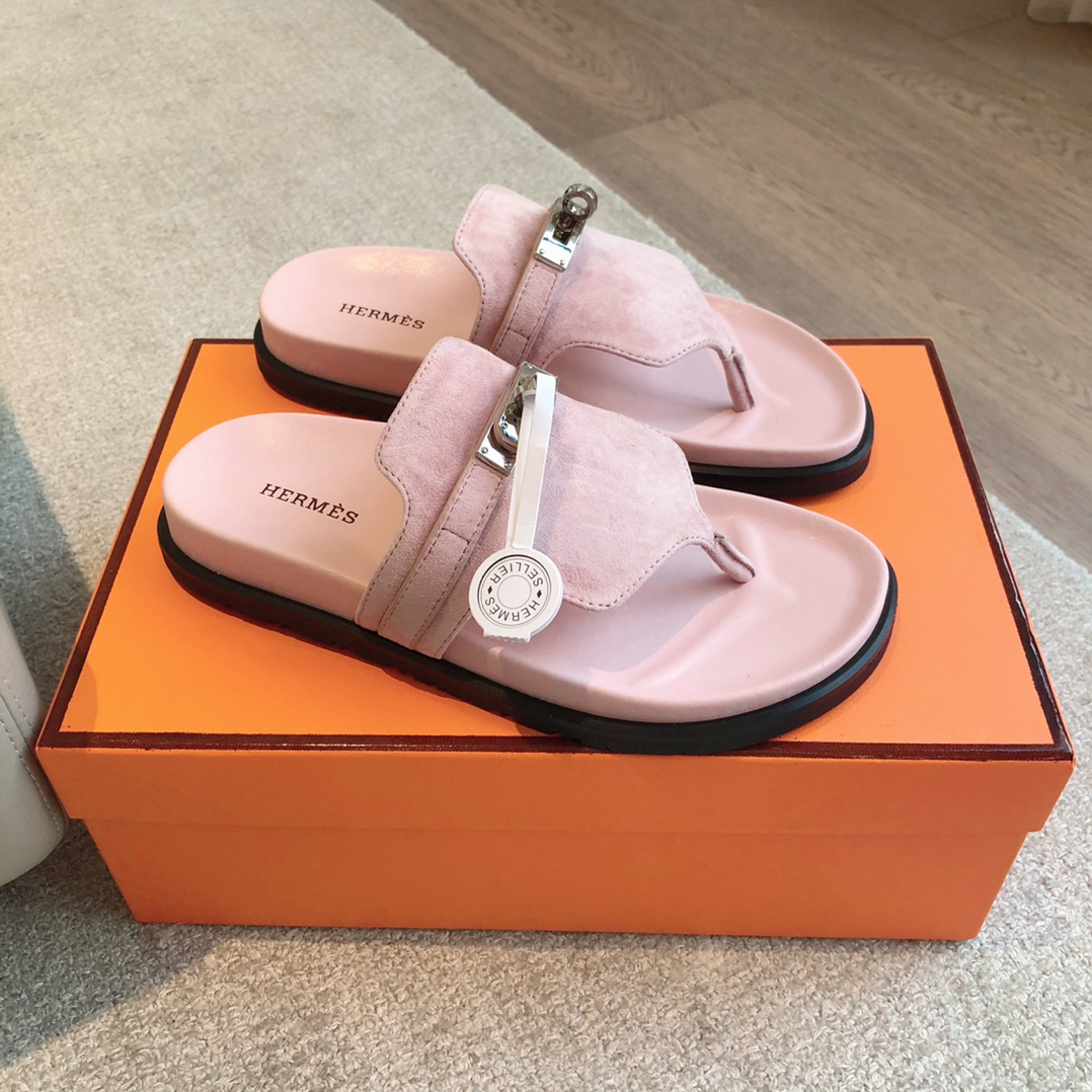 Hermes Sandels – Montanamode