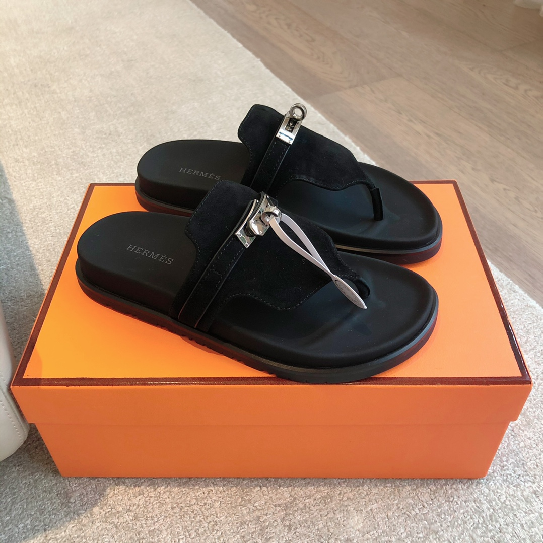 Hermes Sandels – Montanamode