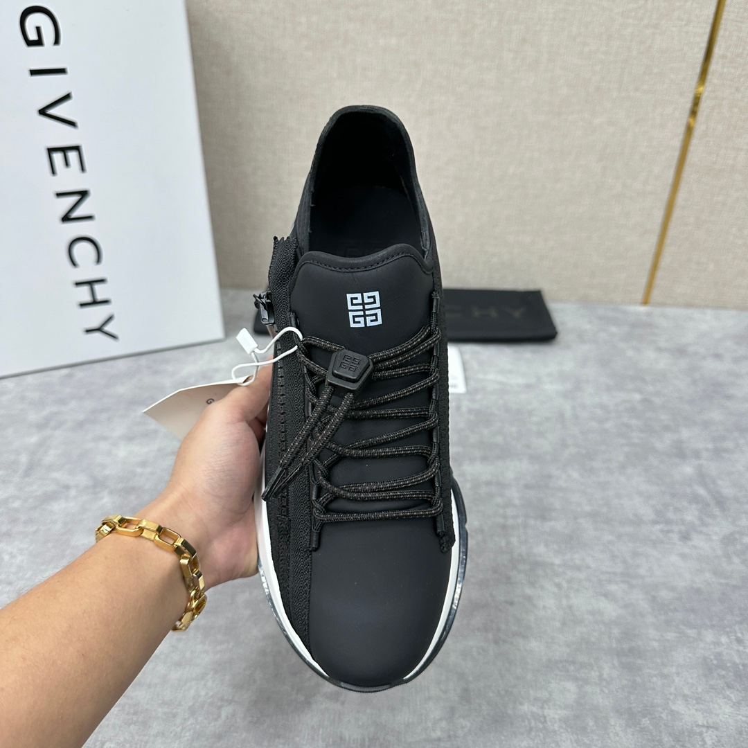 Givenchy Sneakers – Montanamode