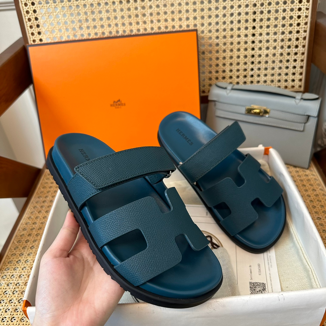 Hermes Sandels – Montanamode