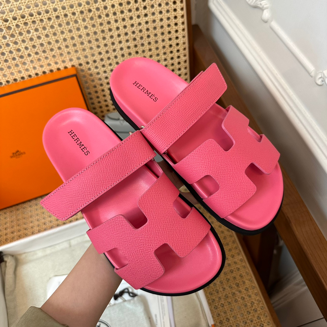 Hermes Sandels – Montanamode