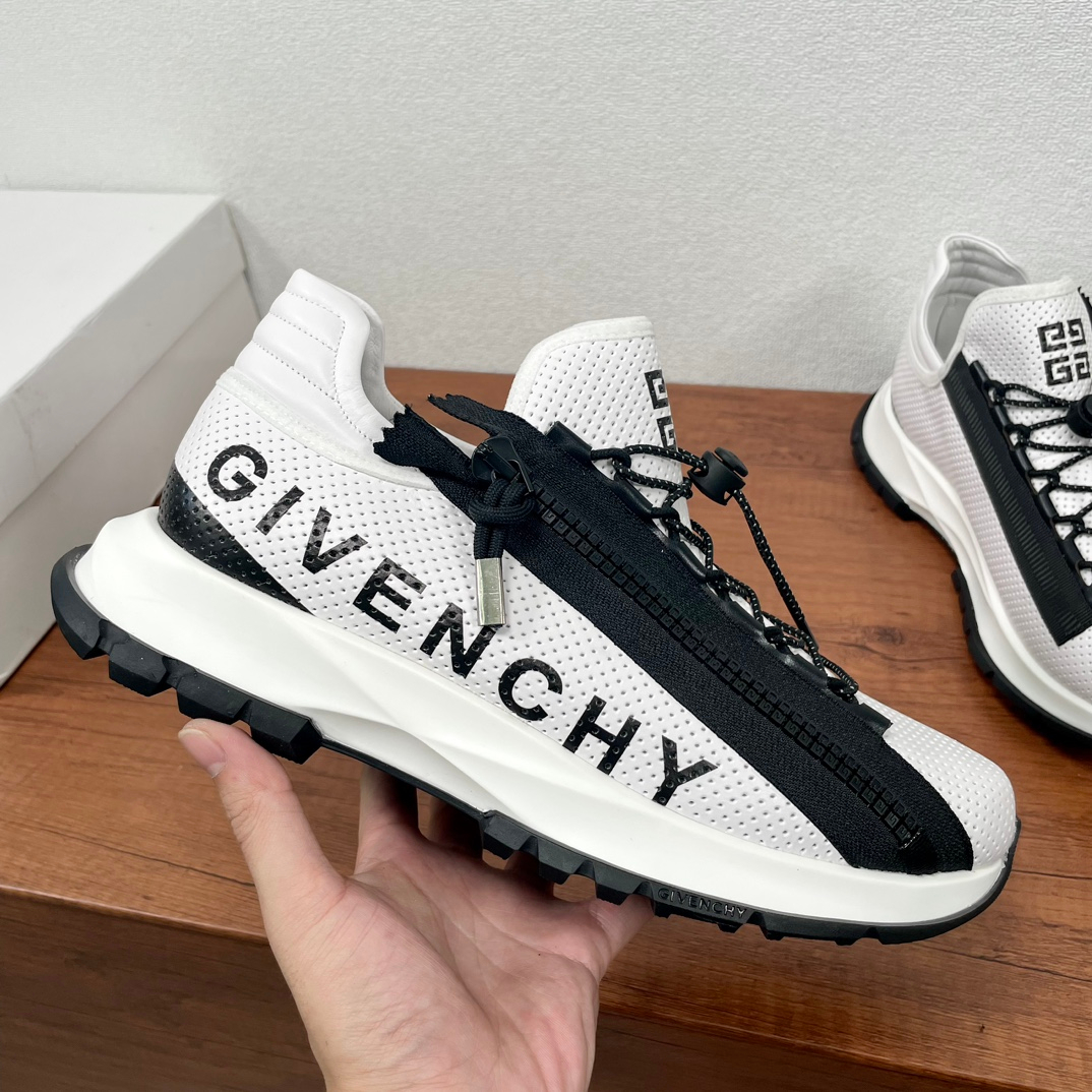 Givenchy Sneakers – Montanamode