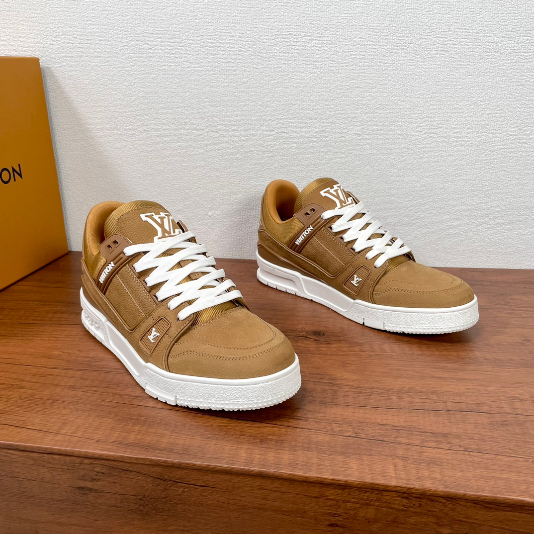 Louis Vuitton Sneakers – Montanamode