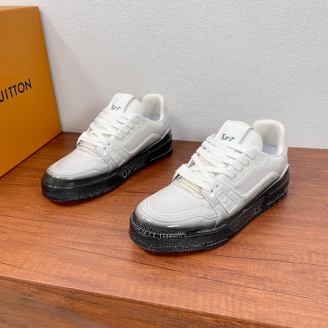 Louis Vuitton Sneakers – Montanamode