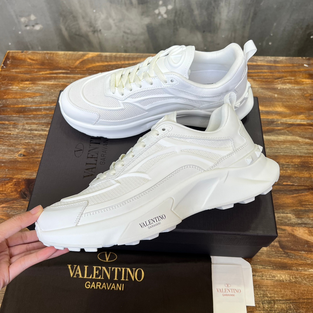 Valentino Sneakers – Montanamode