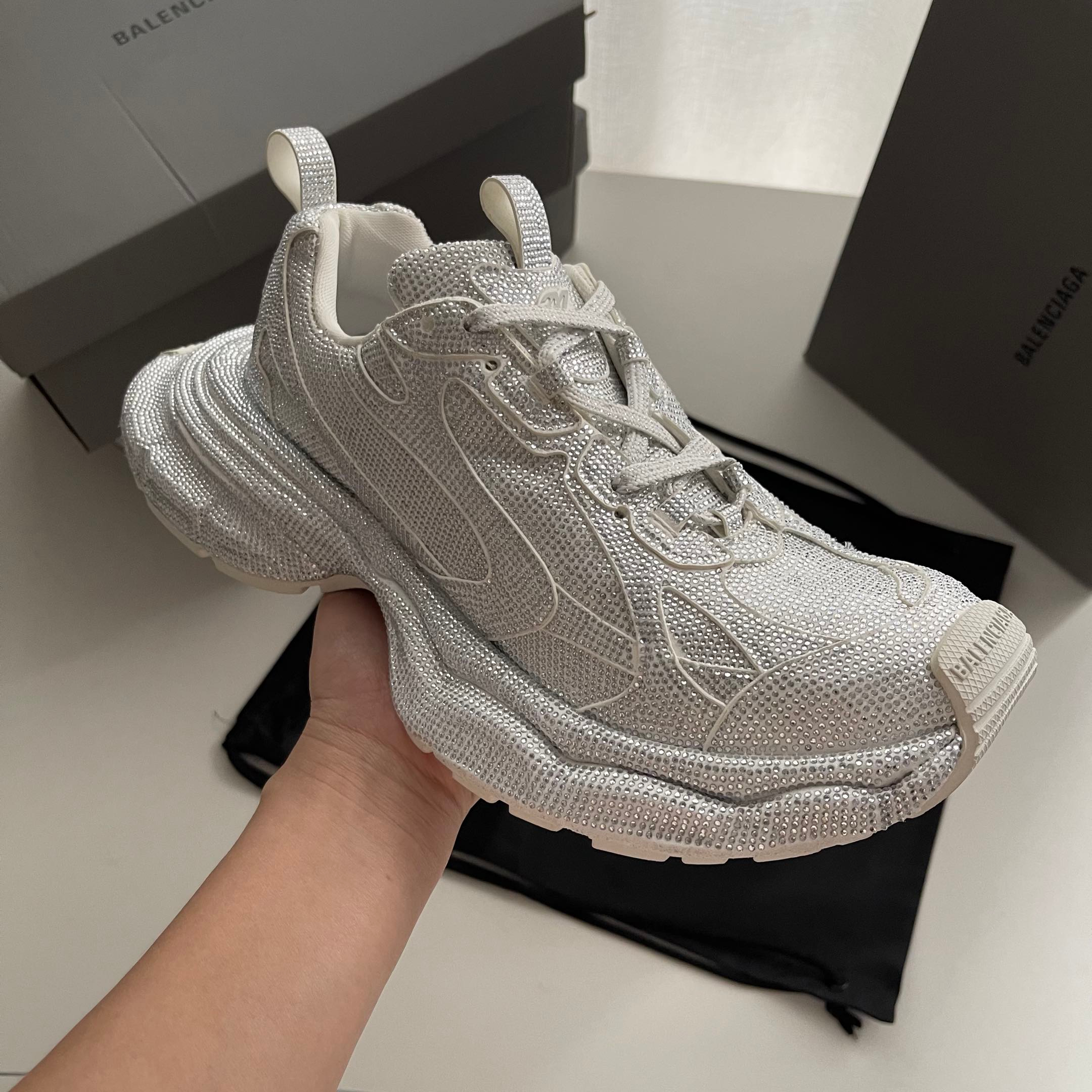 Balenciaga Sneakers – Montanamode