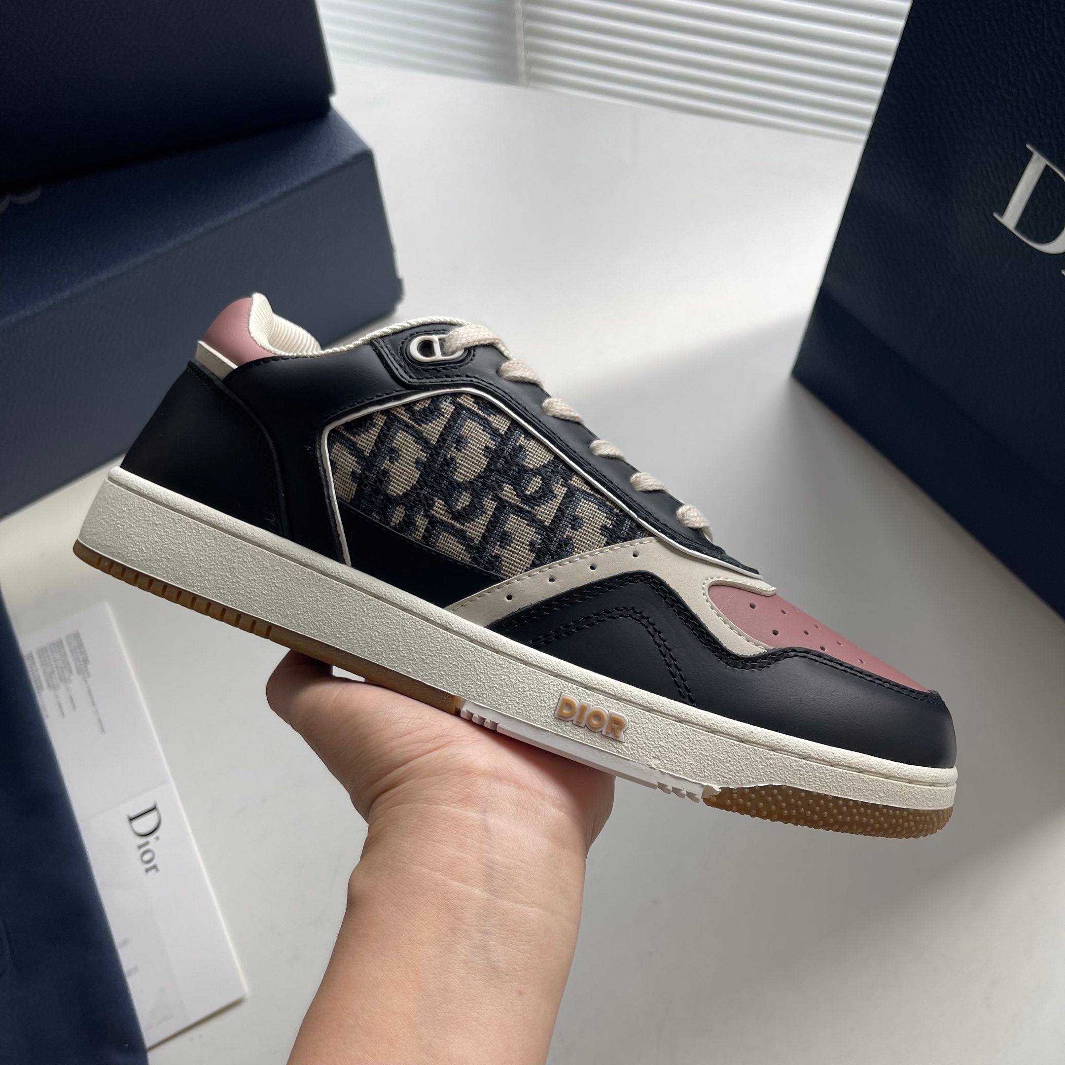 Dior Sneakers – Montanamode