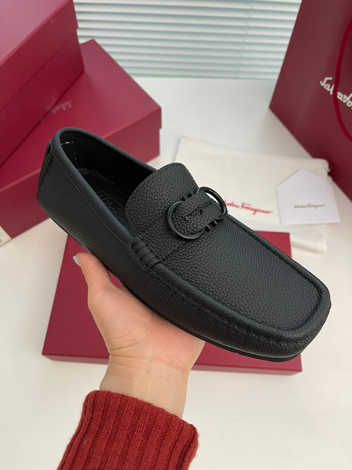 Ferragamo Sneakers – Montanamode