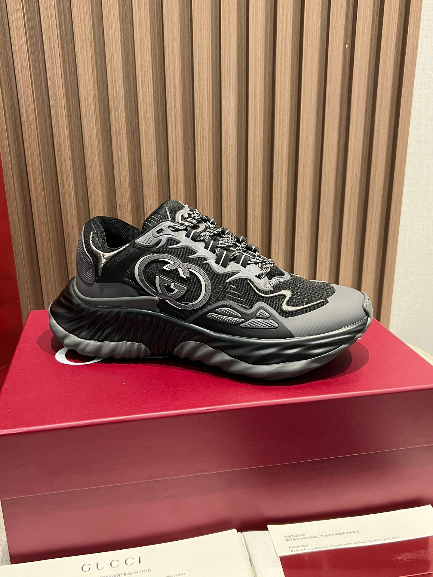 Gucci Sneakers – Montanamode