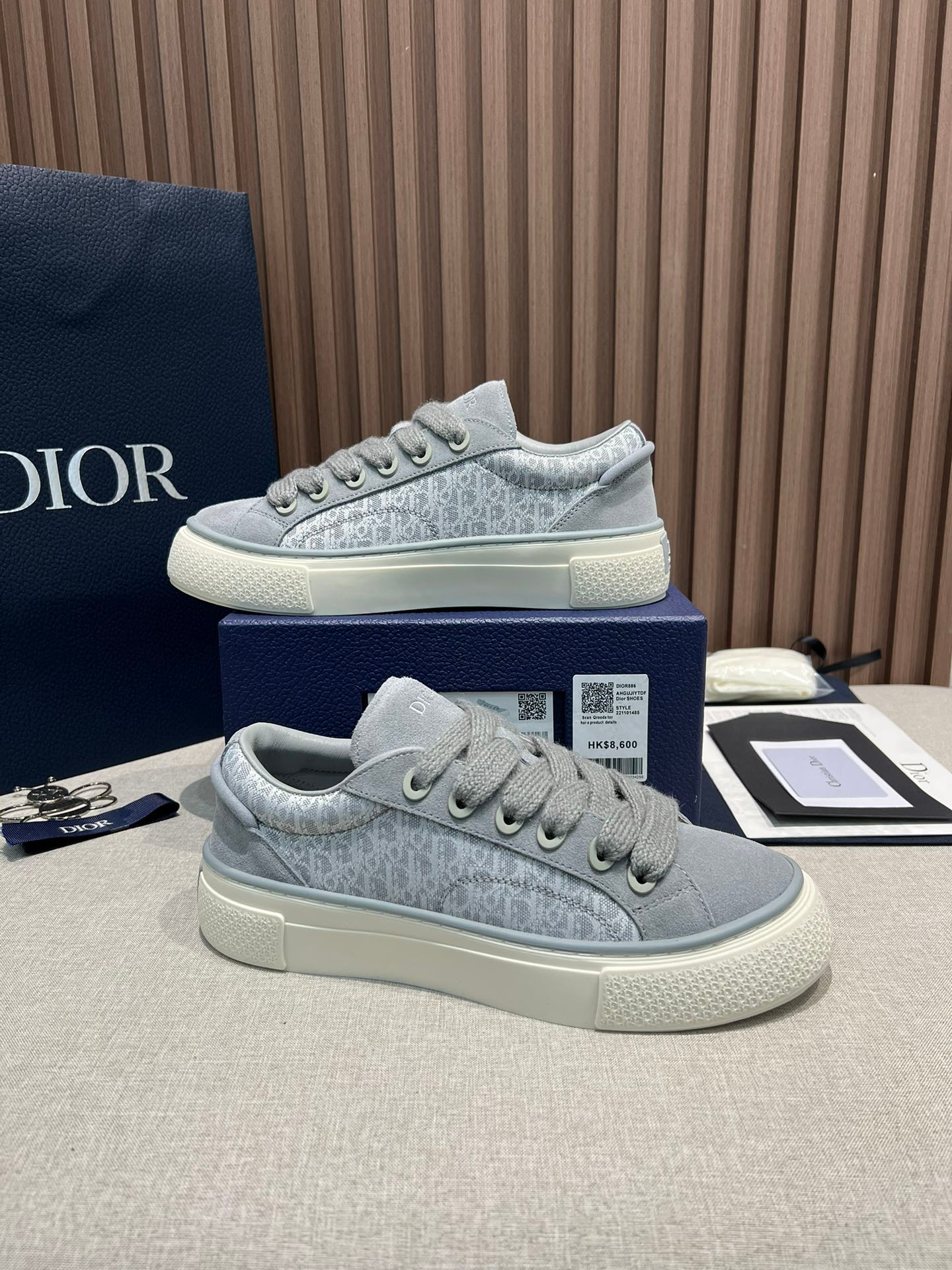 Dior Sneakers – Montanamode