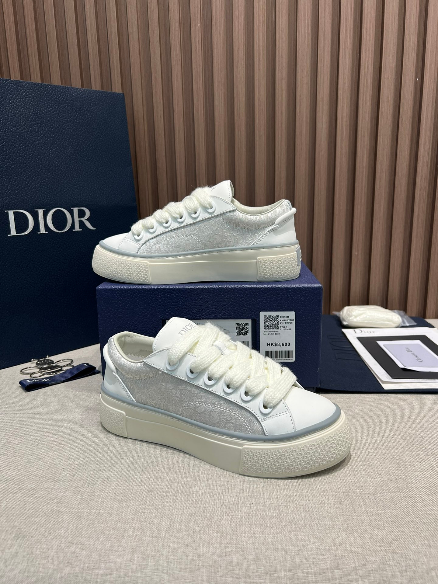 Dior Sneakers – Montanamode