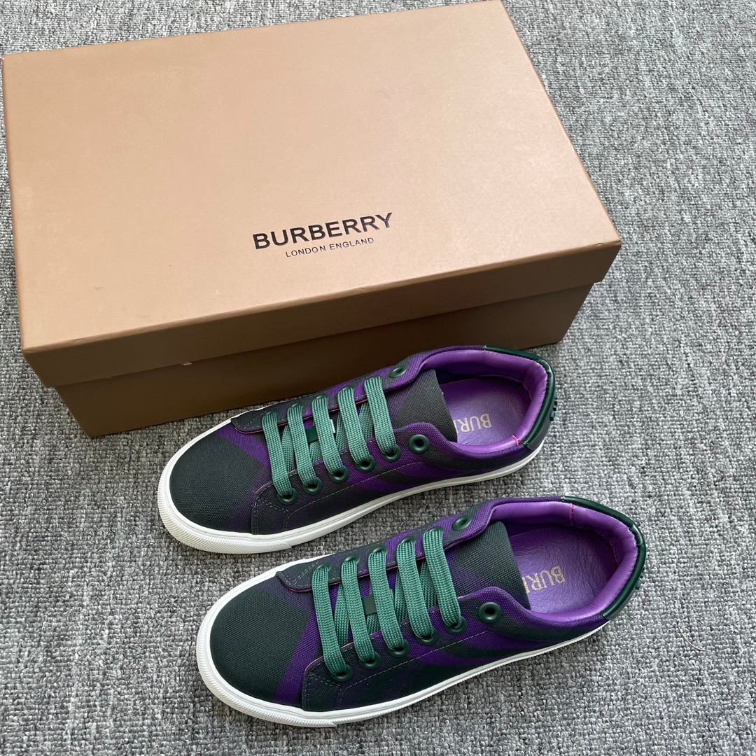 Burberry Leather Sneakers – Montanamode
