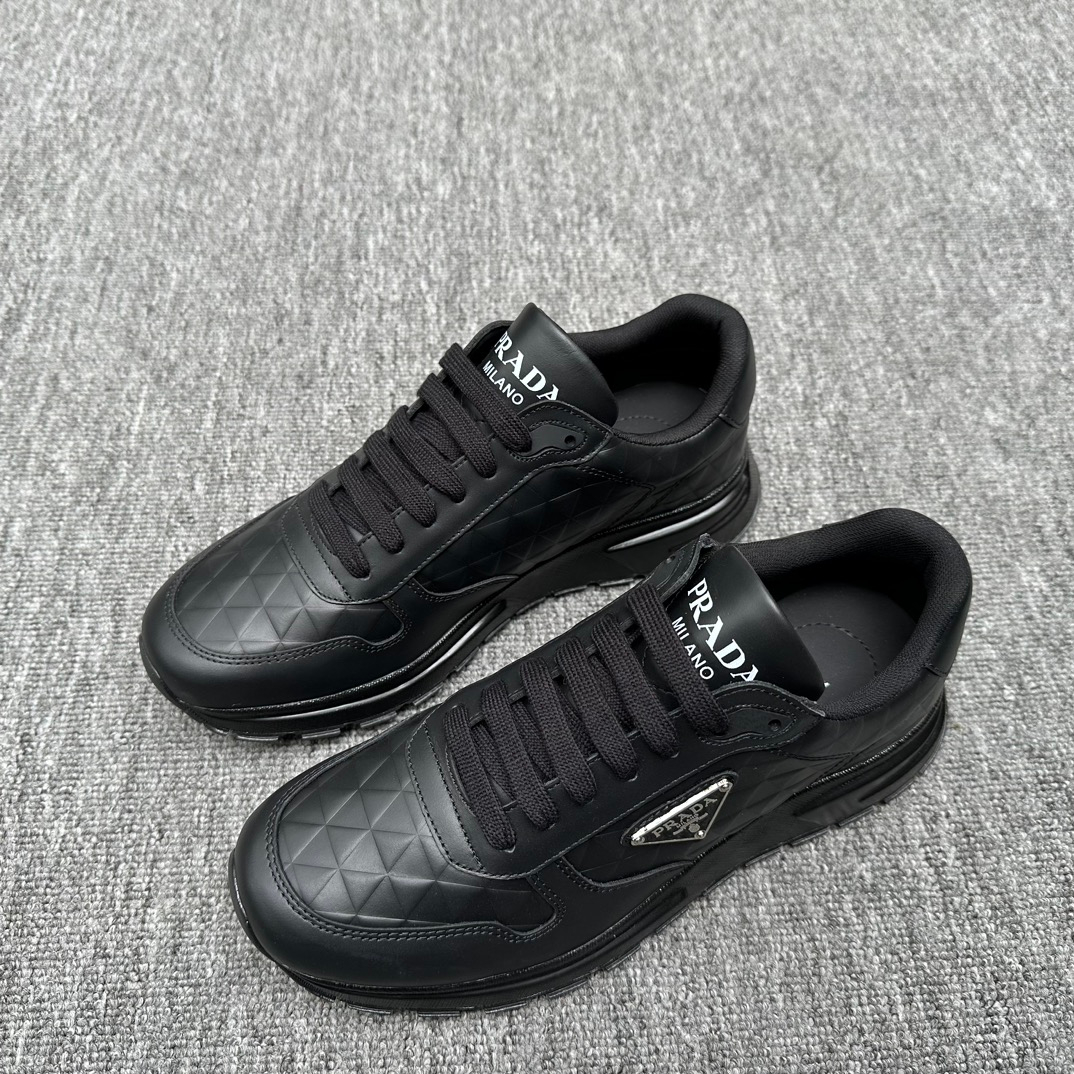 Prada Sneakers – Montanamode