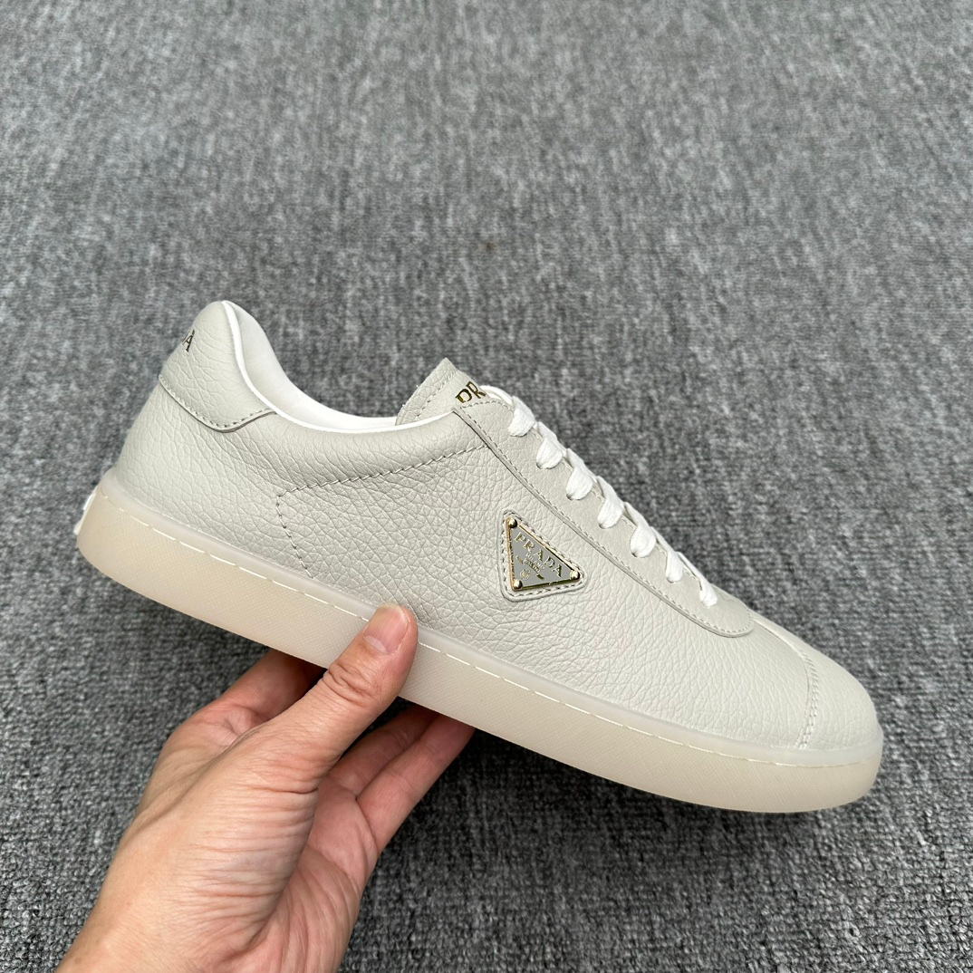 Prada Sneakers – Montanamode