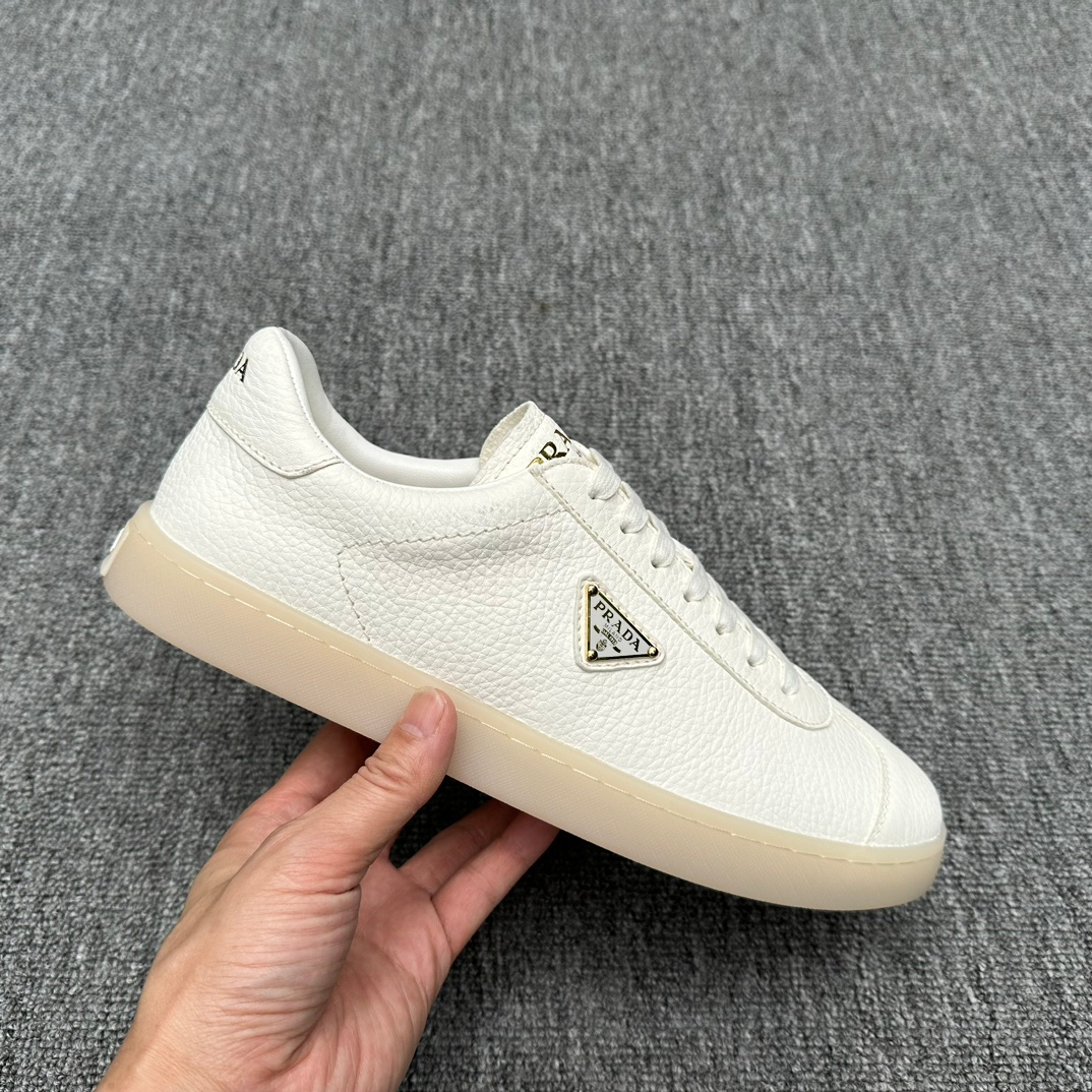 Prada Sneakers – Montanamode