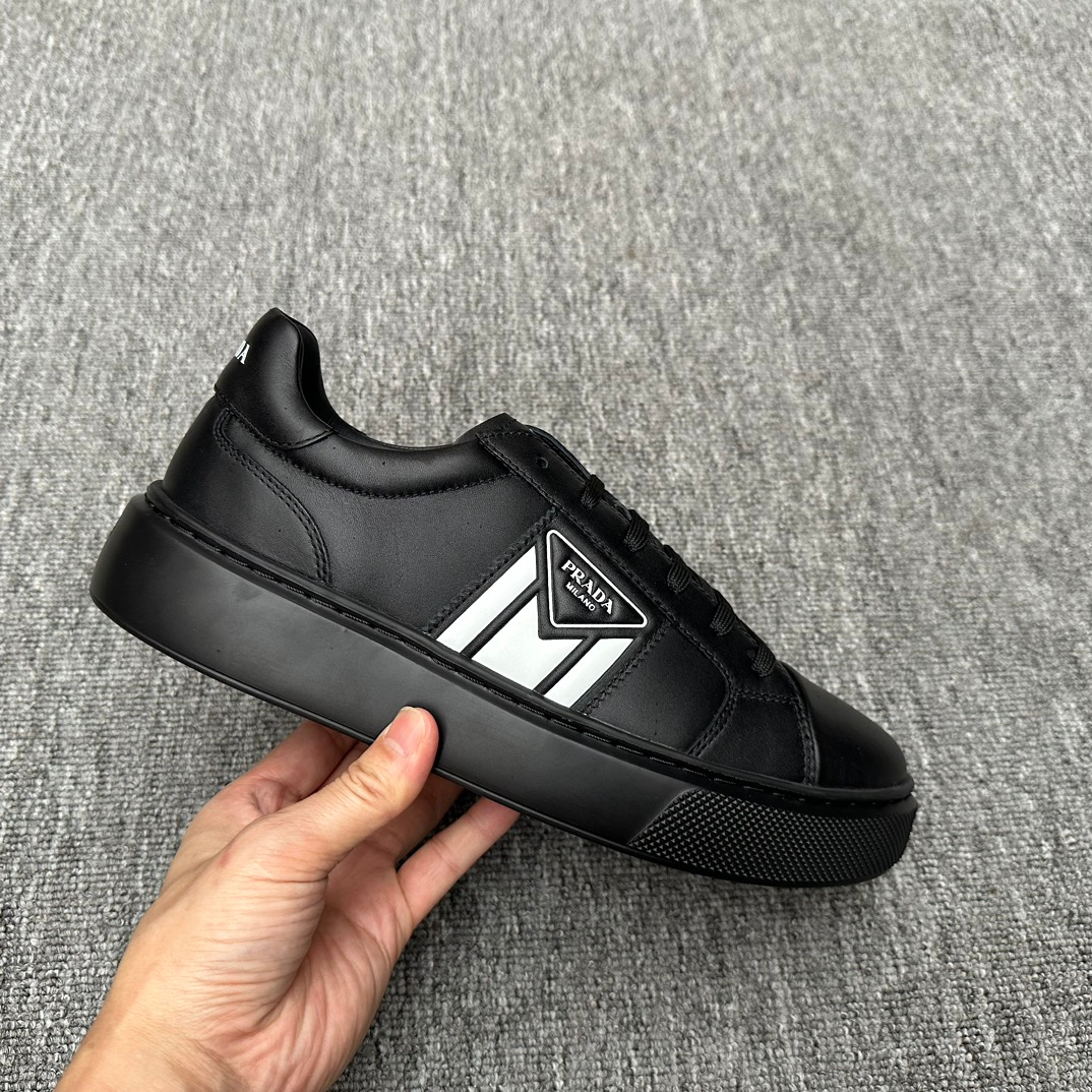 Prada Sneakers – Montanamode
