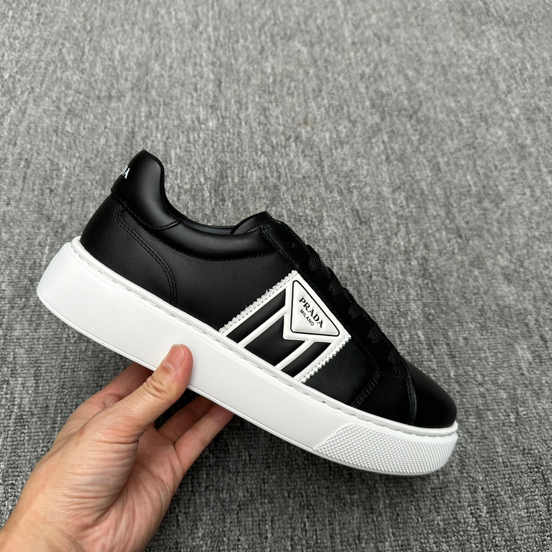 Prada Sneakers – Montanamode