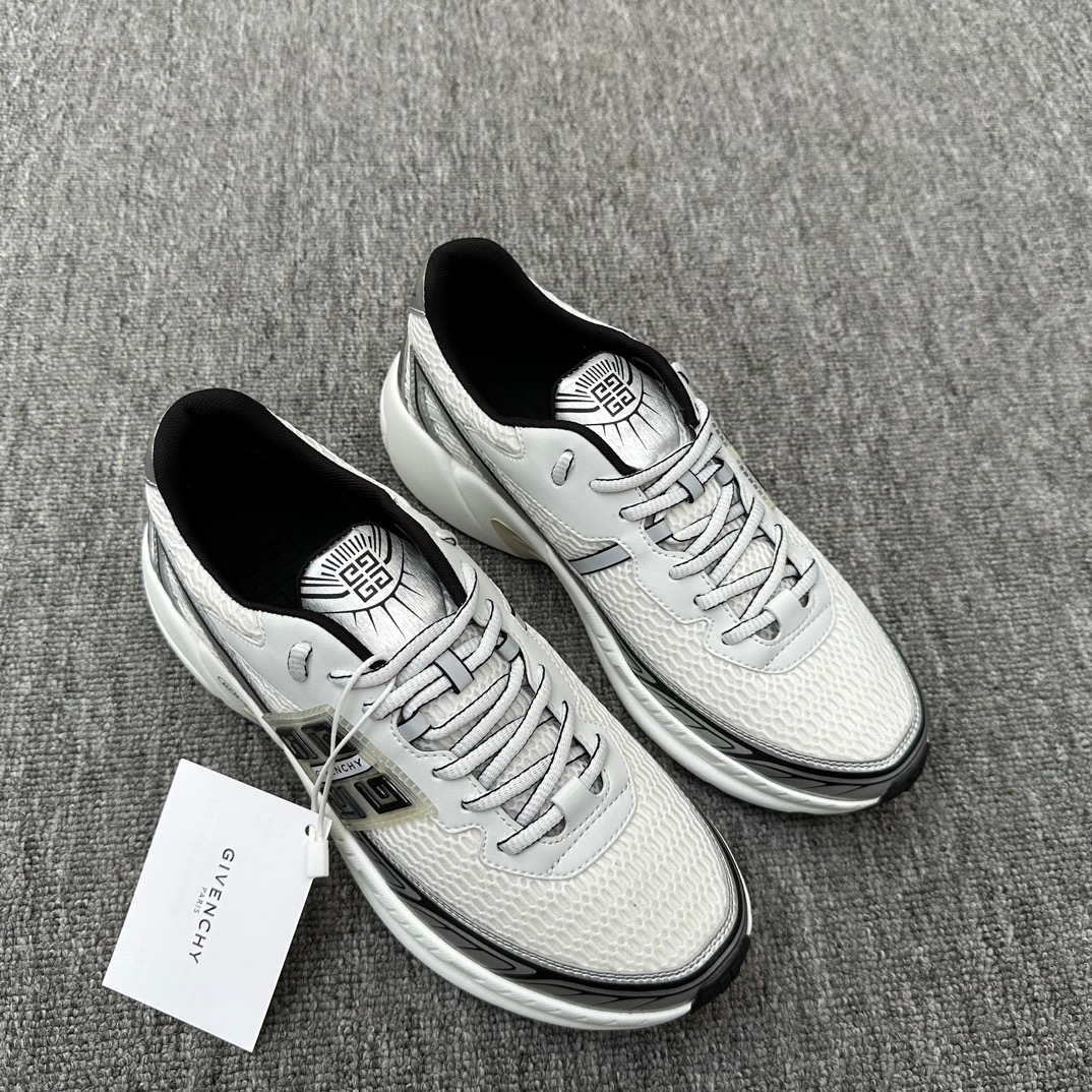 Givenchy Sneakers – Montanamode