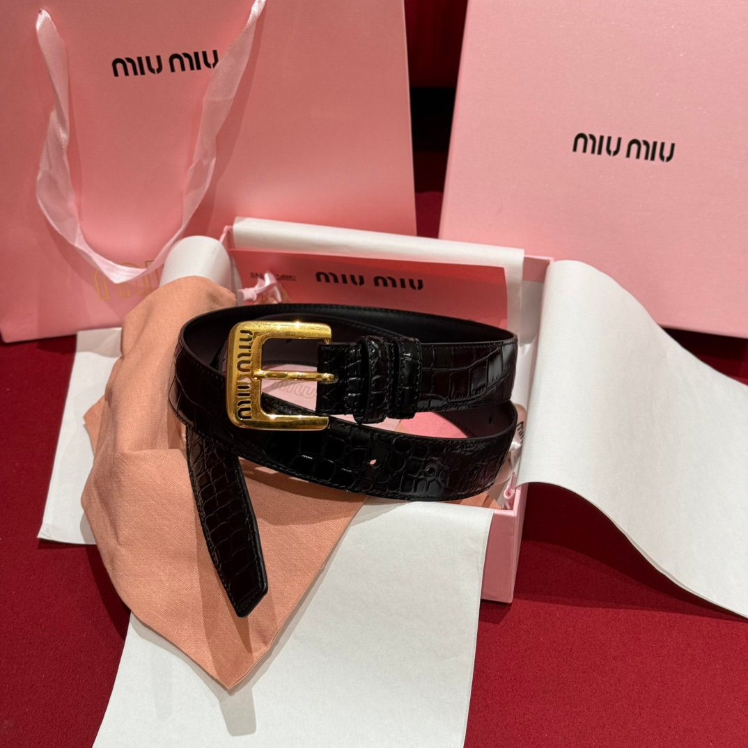 Miumiu Belt – Montanamode