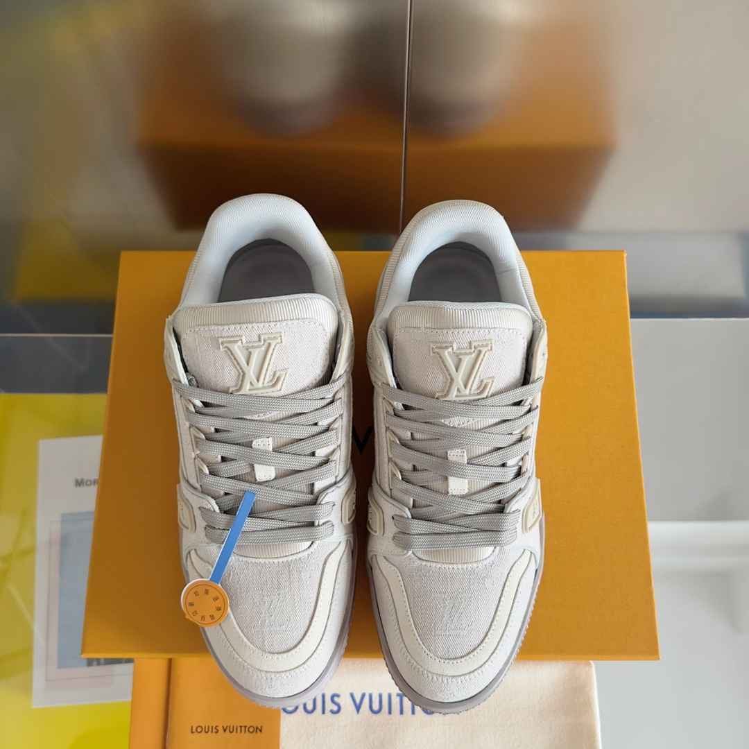 Louis Vuitton Sneakers – Montanamode