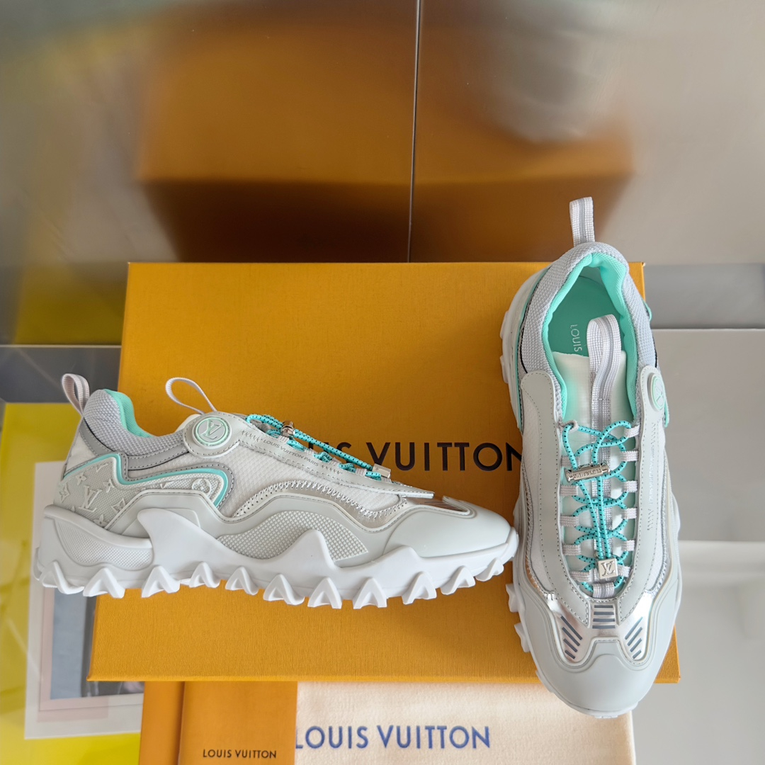 Louis Vuitton Sneakers – Montanamode