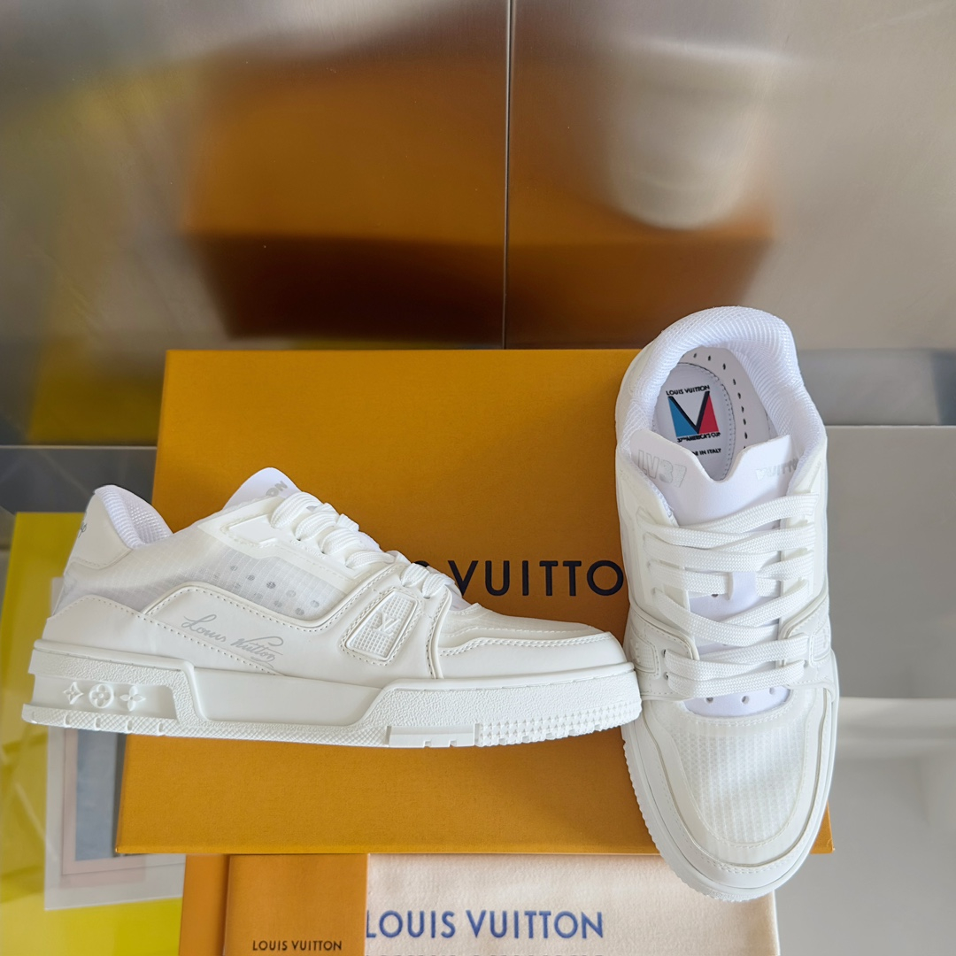 Louis Vuitton Sneakers – Montanamode