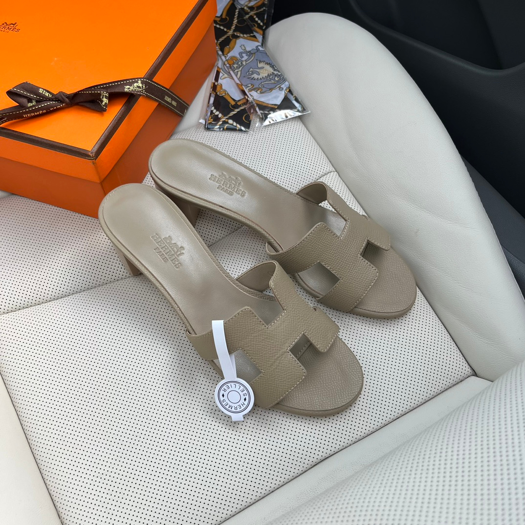 Hermes Sandels – Montanamode