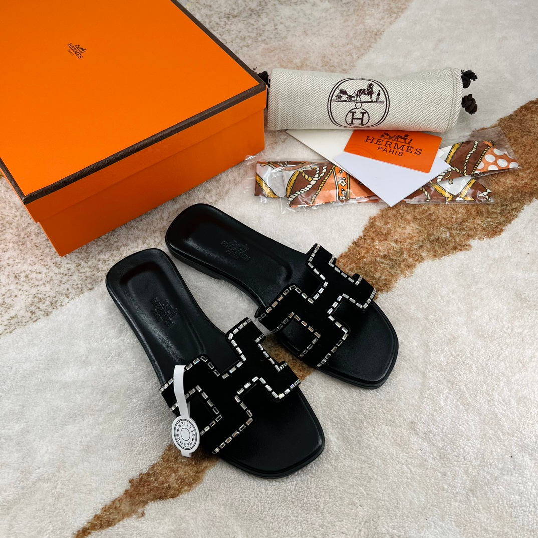 Hermes Sandels – Montanamode