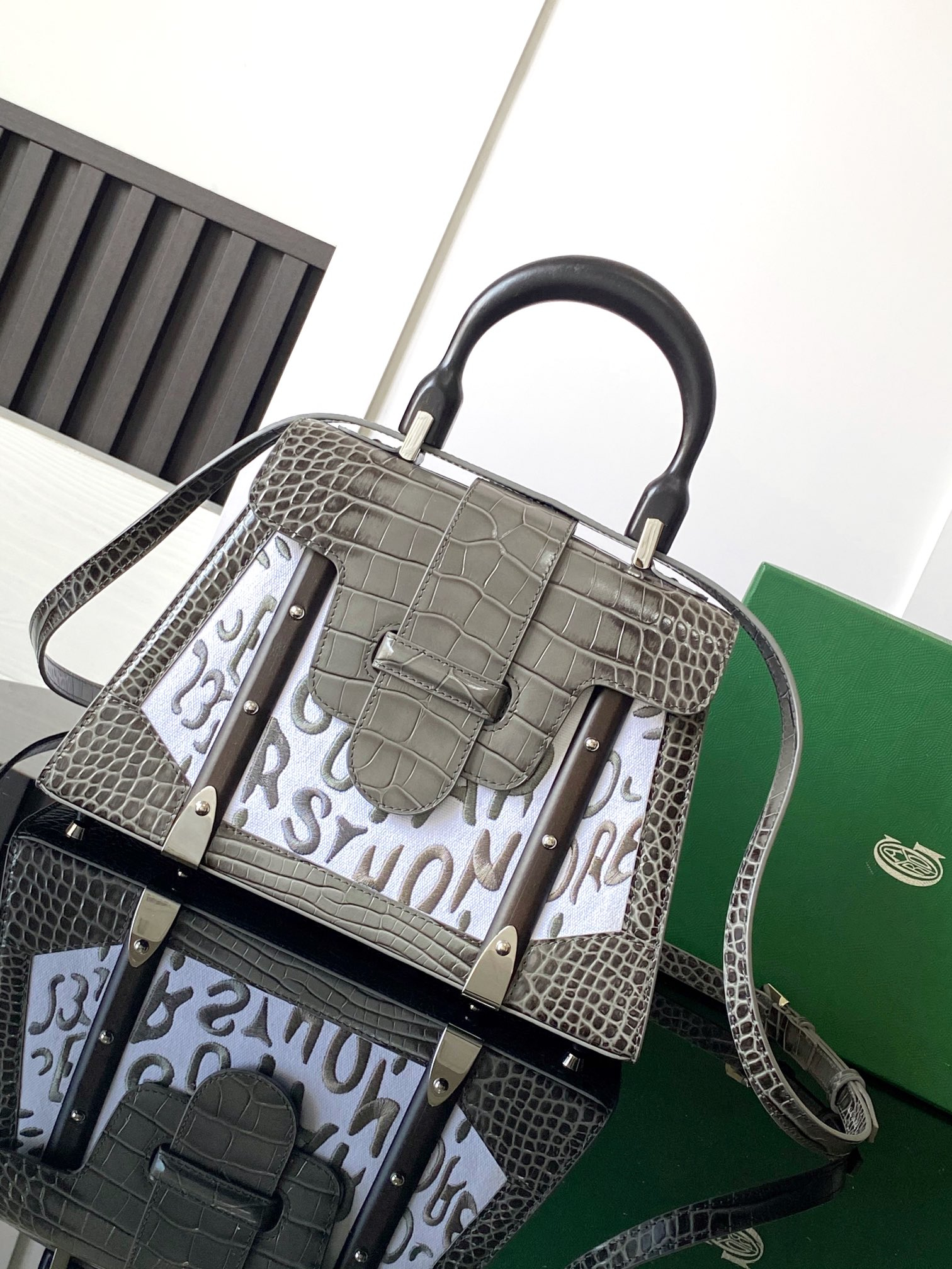 Goyard Bag – Montanamode