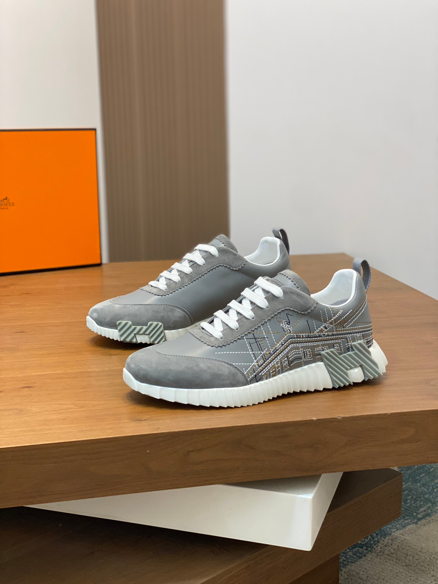 Hermes Sneakers – Montanamode